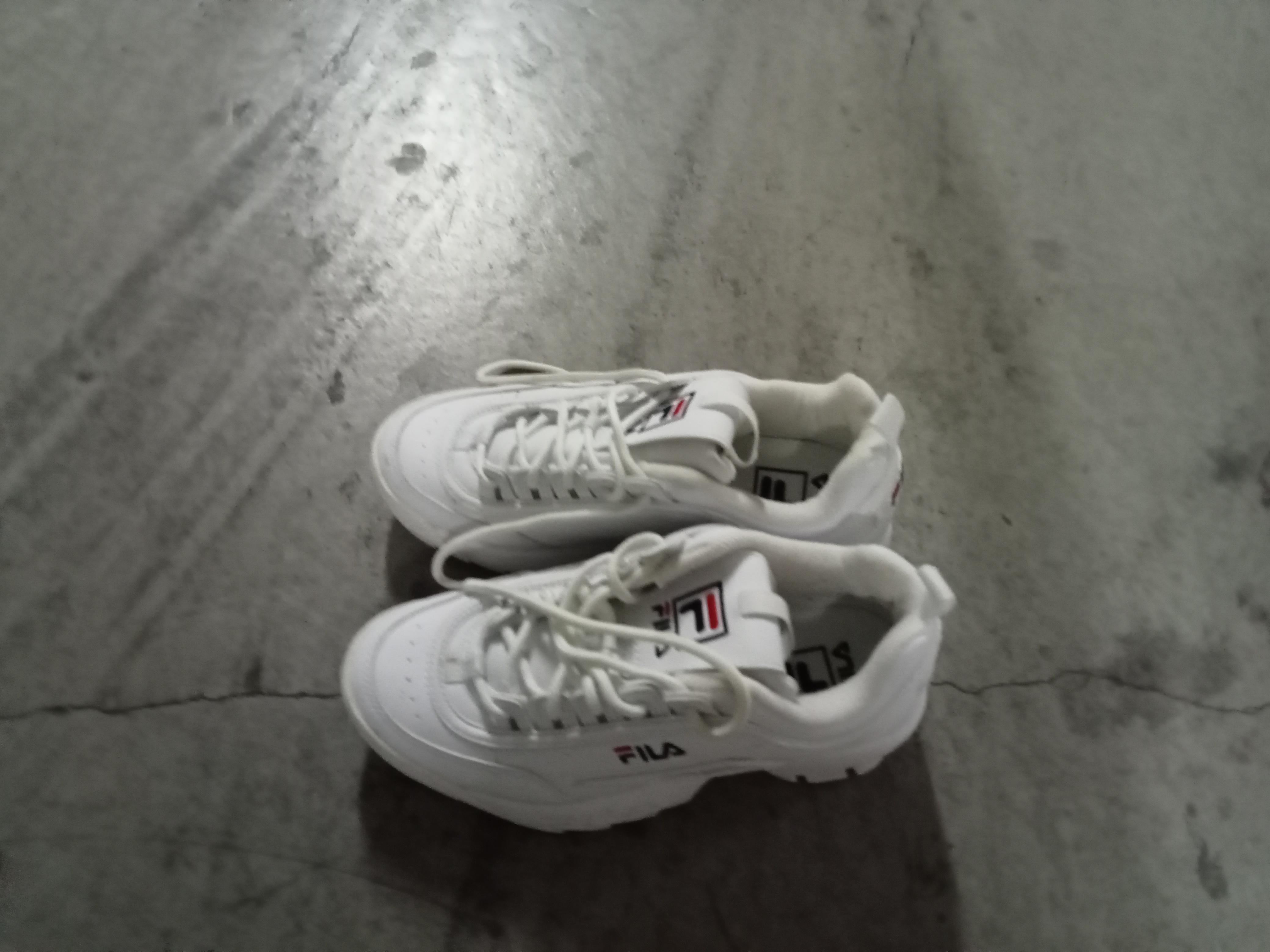 troc de troc baskets fila disruptor image 1