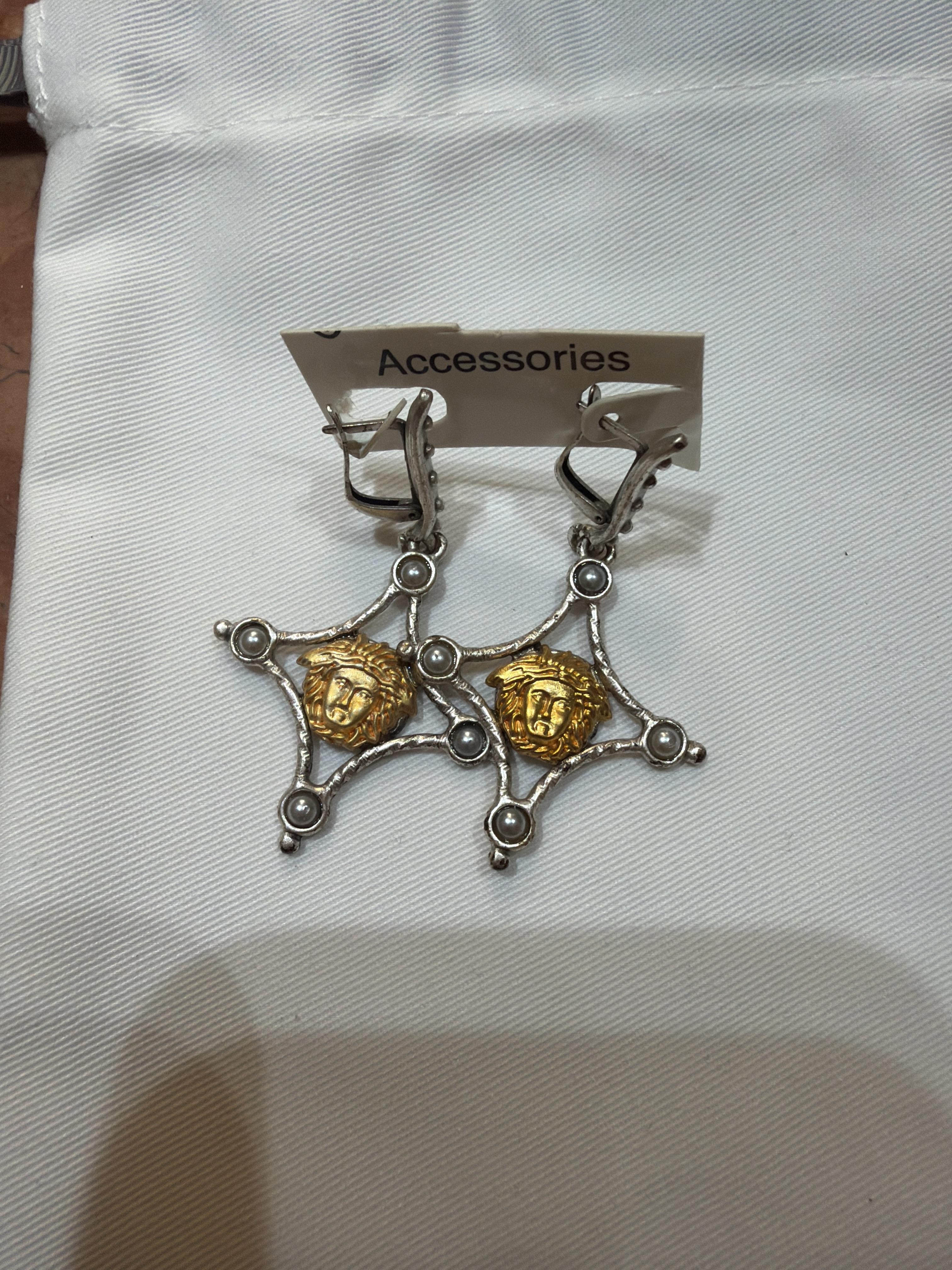 troc de troc boucles d oreilles image 0