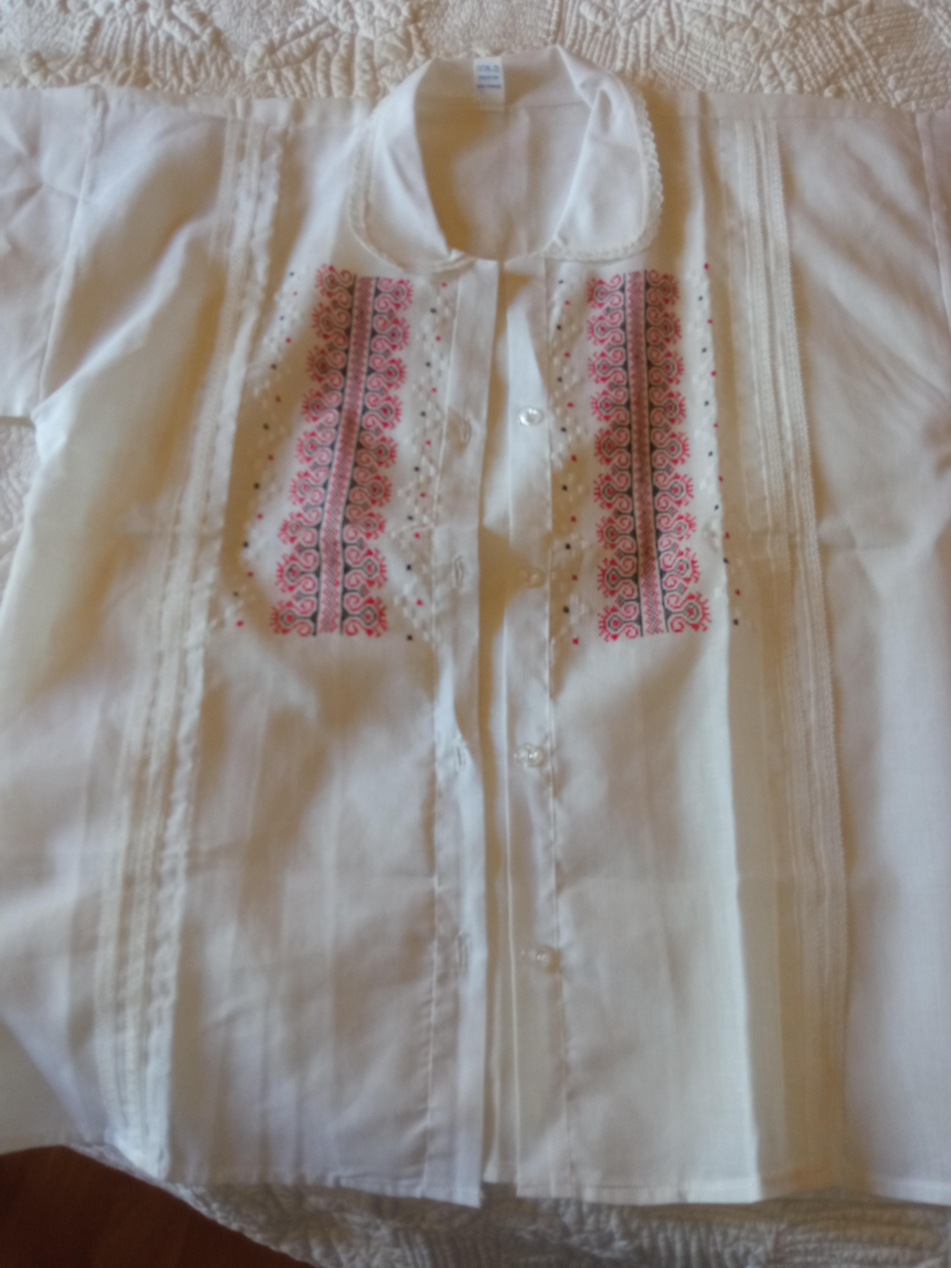 troc de troc reserve - chemisier brode 40/42 image 0