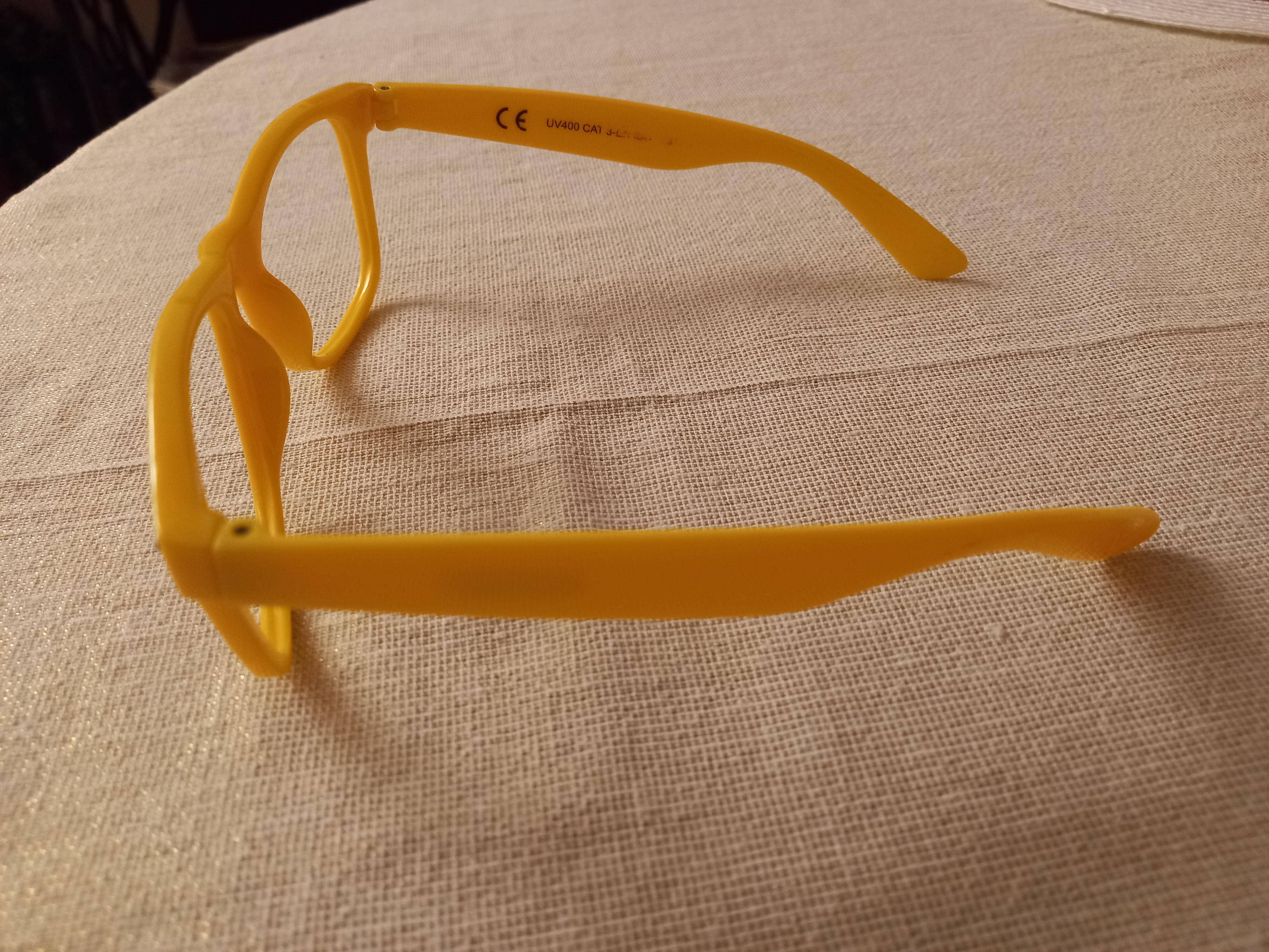troc de troc monture de lunettes jaune. image 2