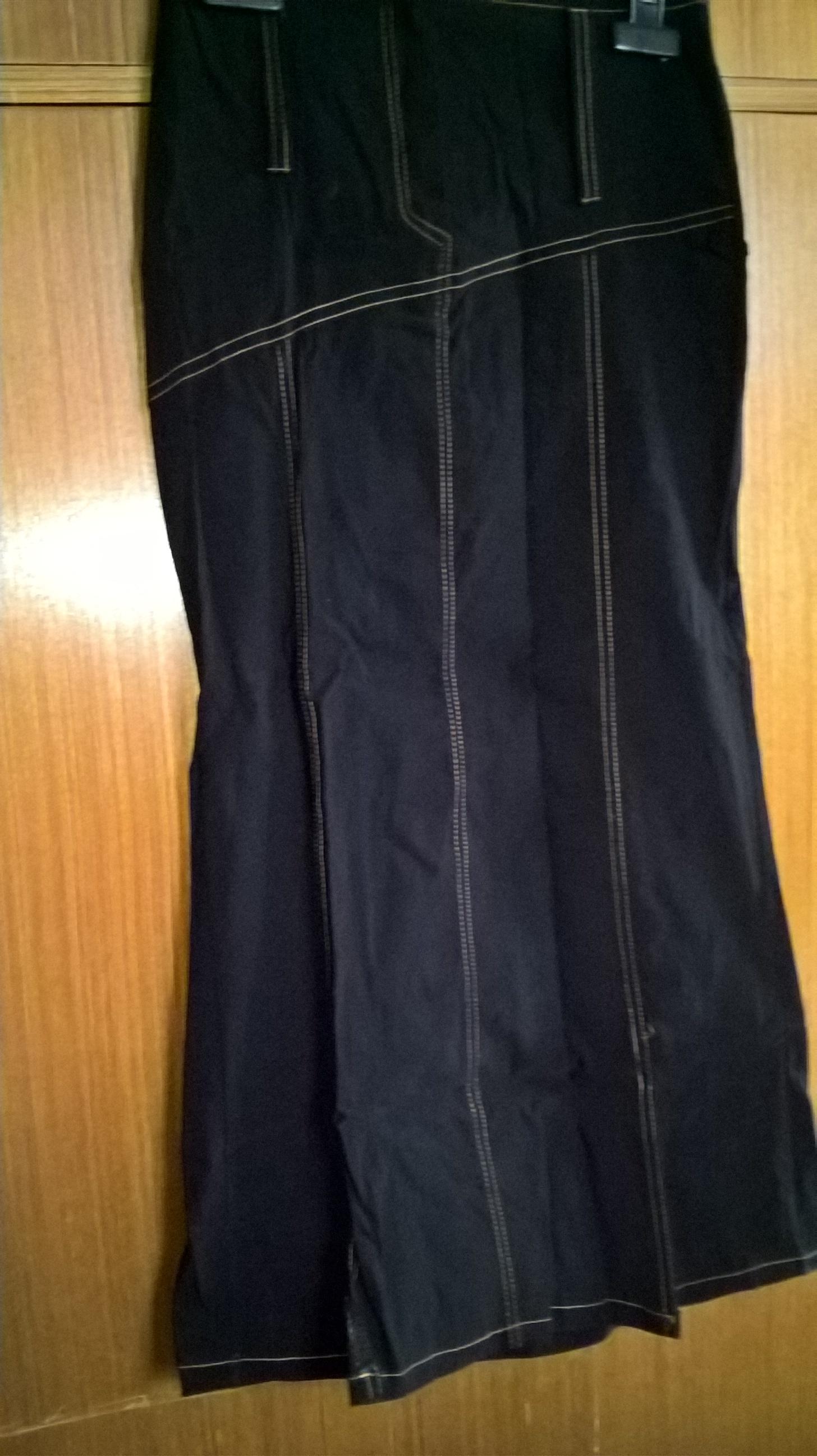 troc de troc jupe longue noir taille 14 ans image 0
