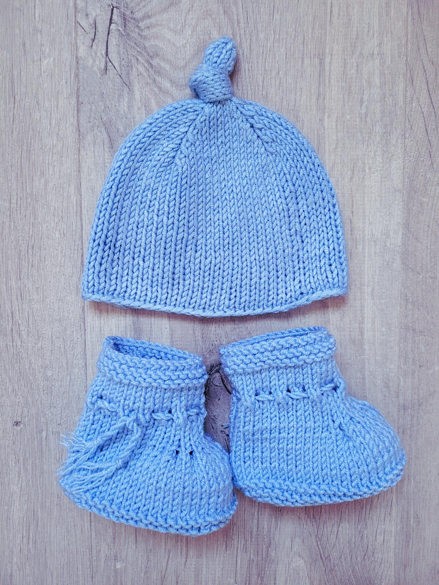 troc de troc ensemble : bonnet + chaussons bébé image 2