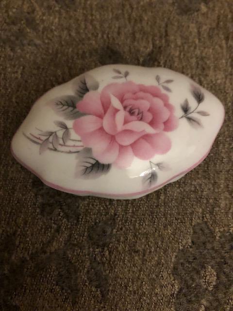 troc de troc petite boîte porcelaine de limoges longueur approx. 7cm image 1