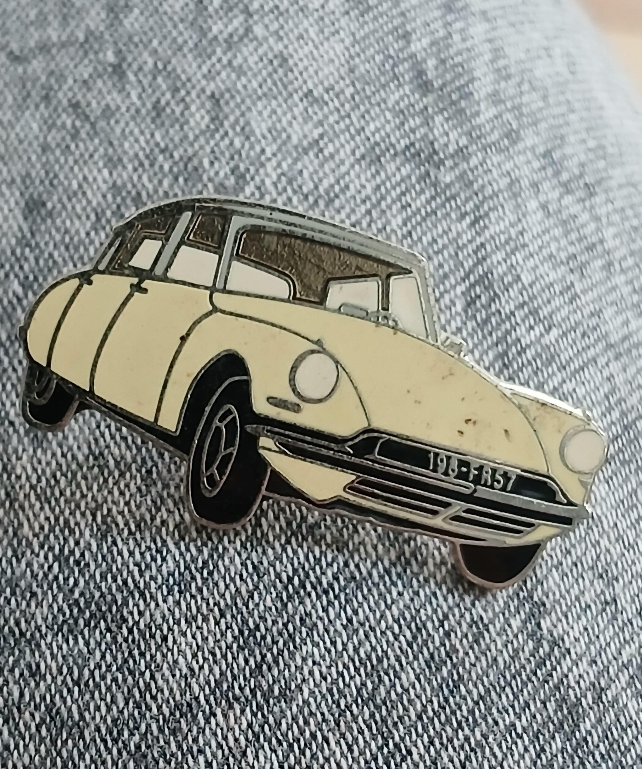 troc de troc reserver fidji vun pins image 1