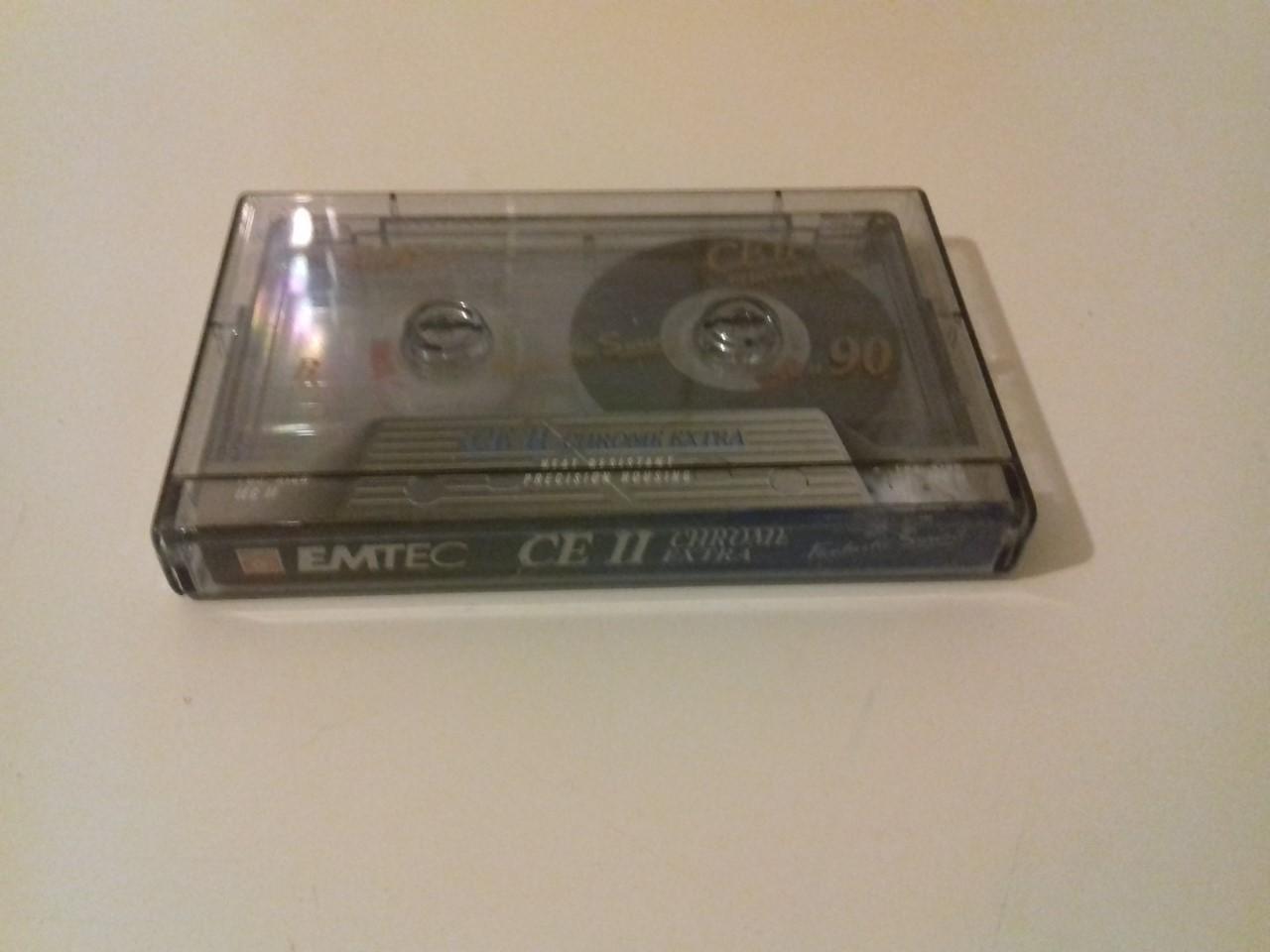 troc de troc j'échange cassette audio - "emtec" image 0