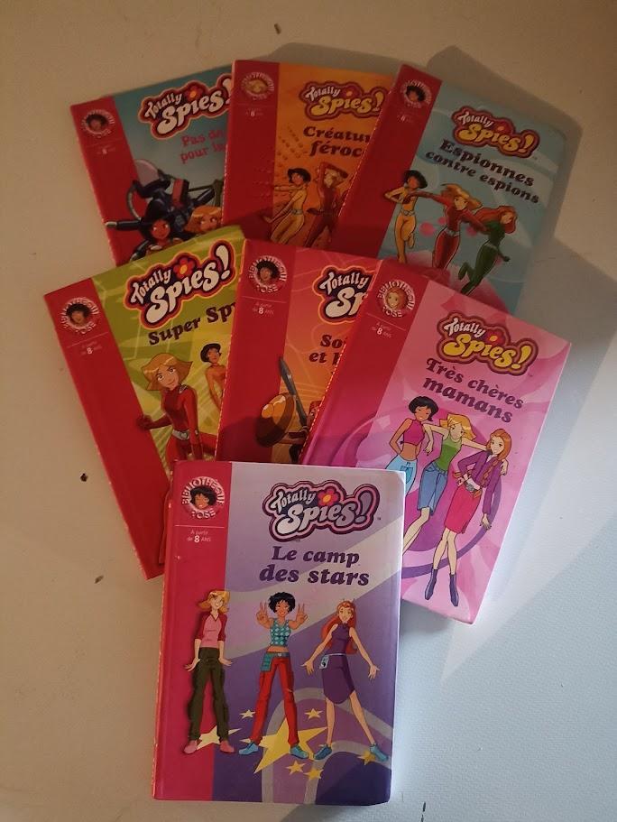 troc de troc lot 7 livres totally spies image 0