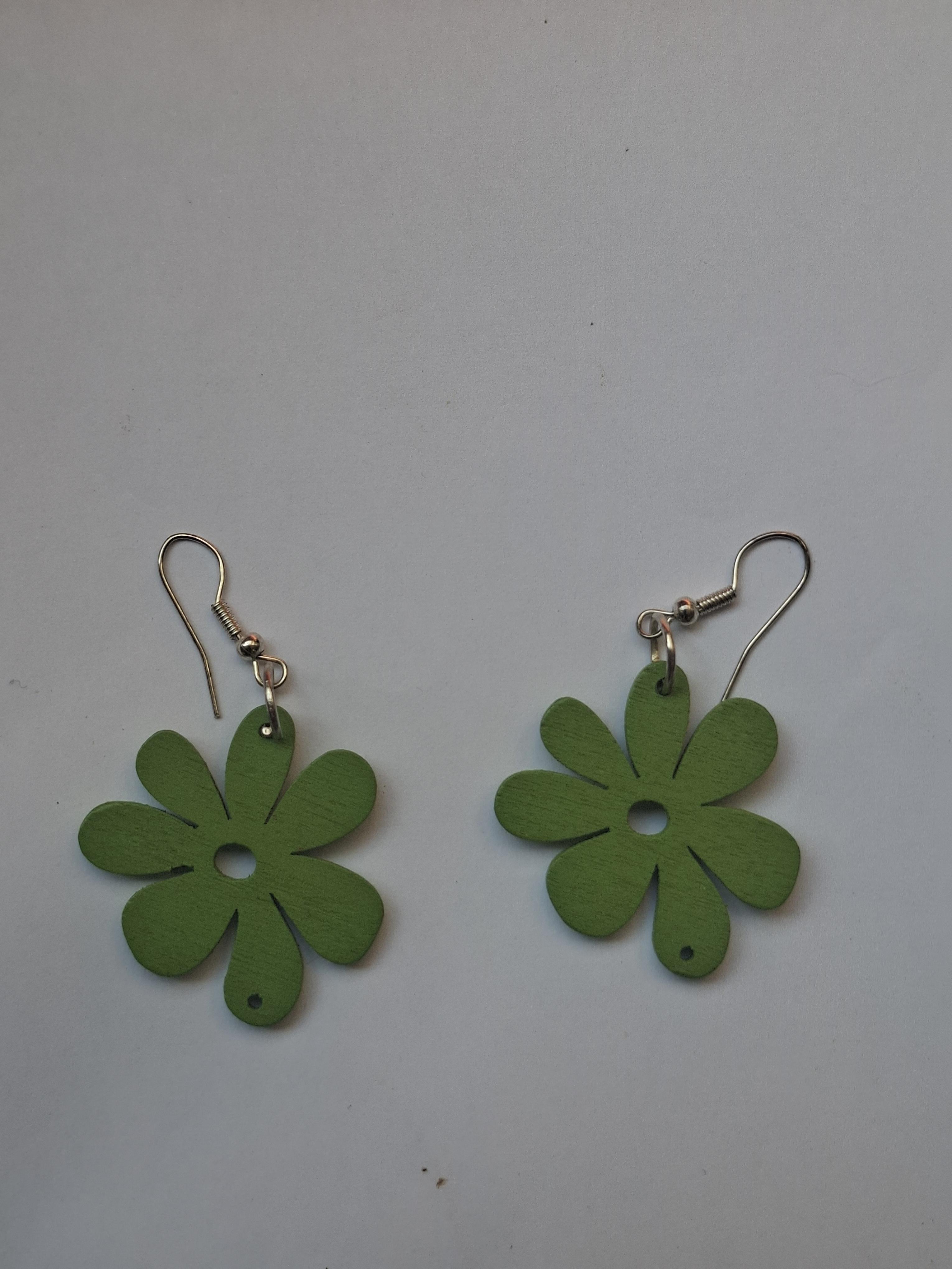 troc de troc boucles d'oreilles image 0