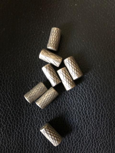 troc de troc lot 8 perles cylindriques métal léger argenté image 0