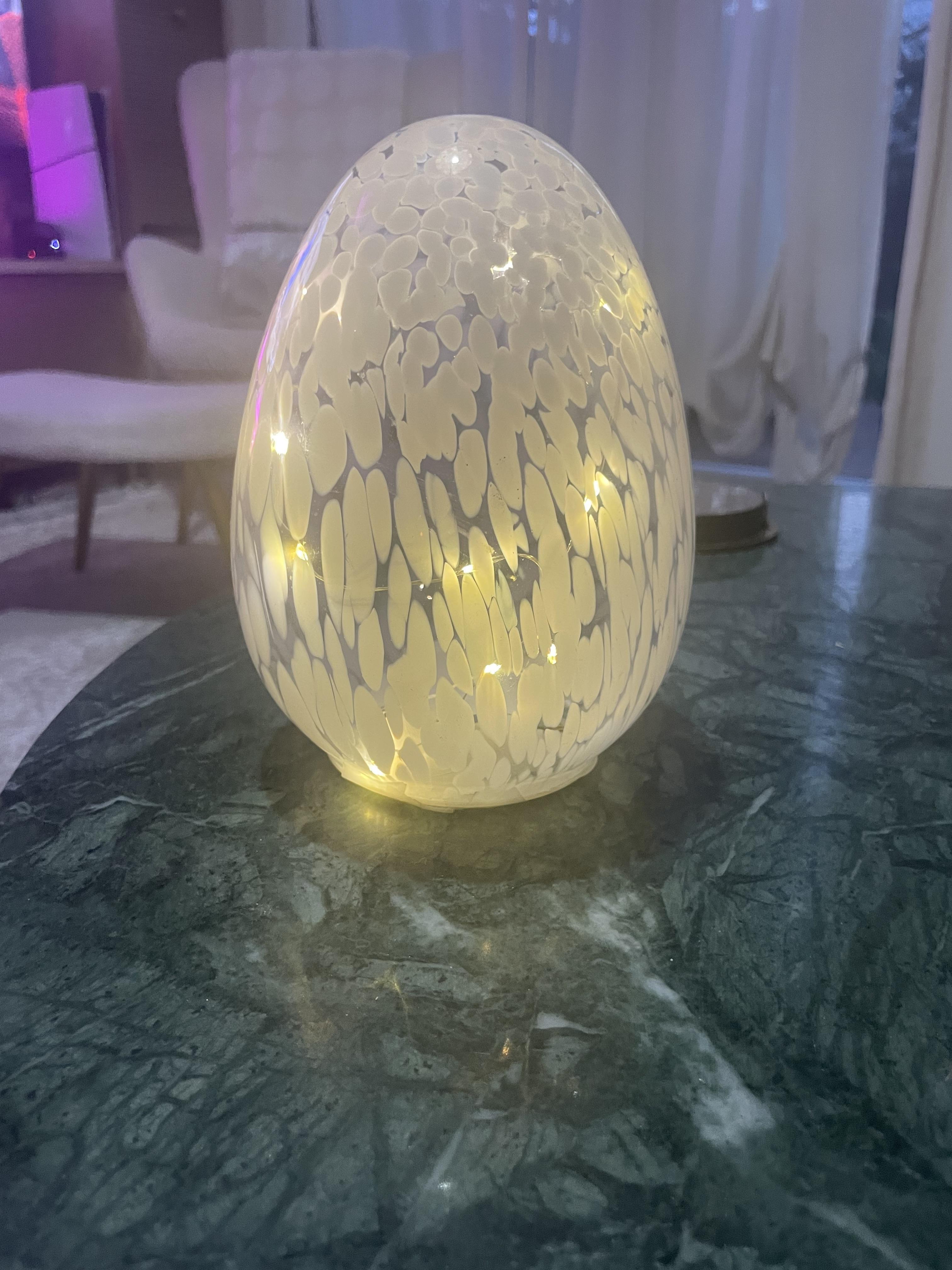 troc de troc Œuf lumineux image 0