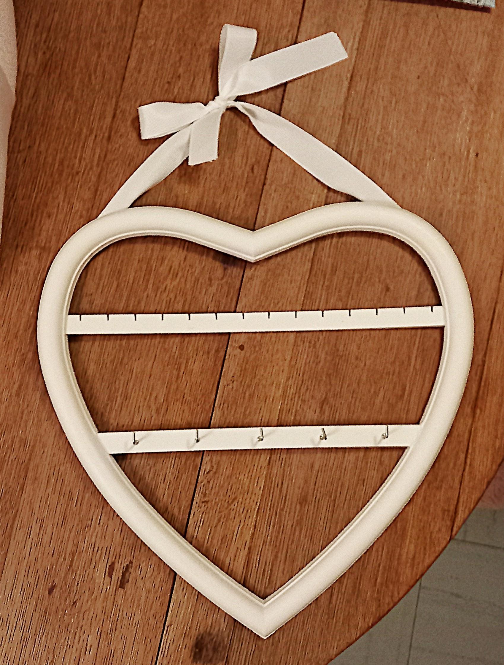 troc de troc porte-bijoux coeur. image 0