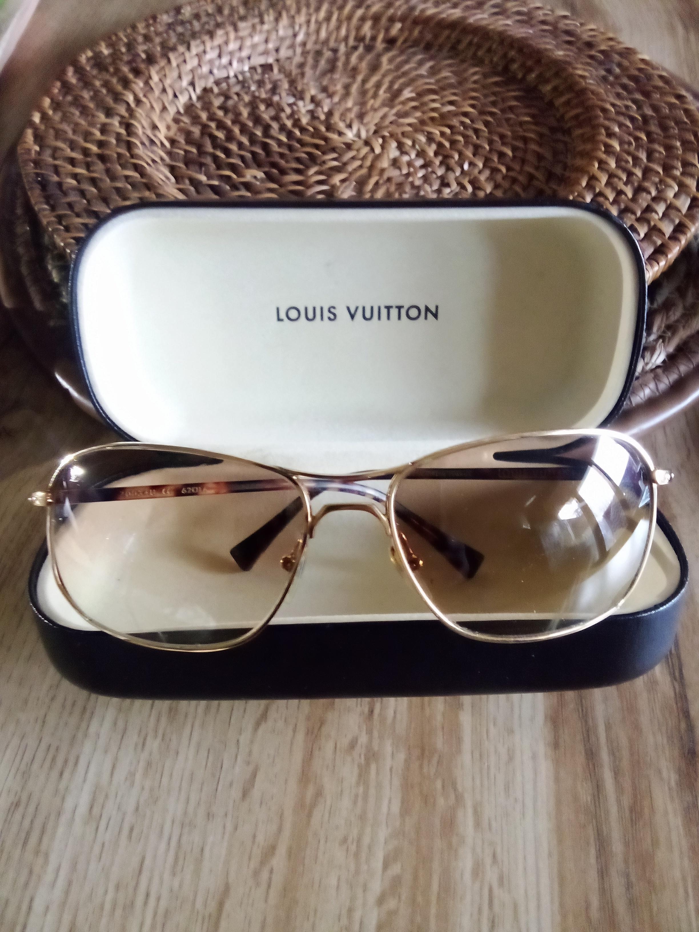 troc de troc lunettes louis vuitton image 0