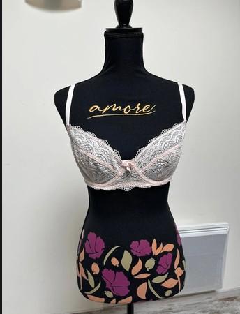 troc de troc soutien-gorge 95c image 0