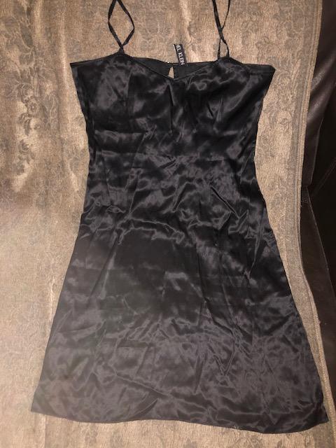 troc de troc combinaison nuisette 100% soie noire michel klein taille 36 image 0