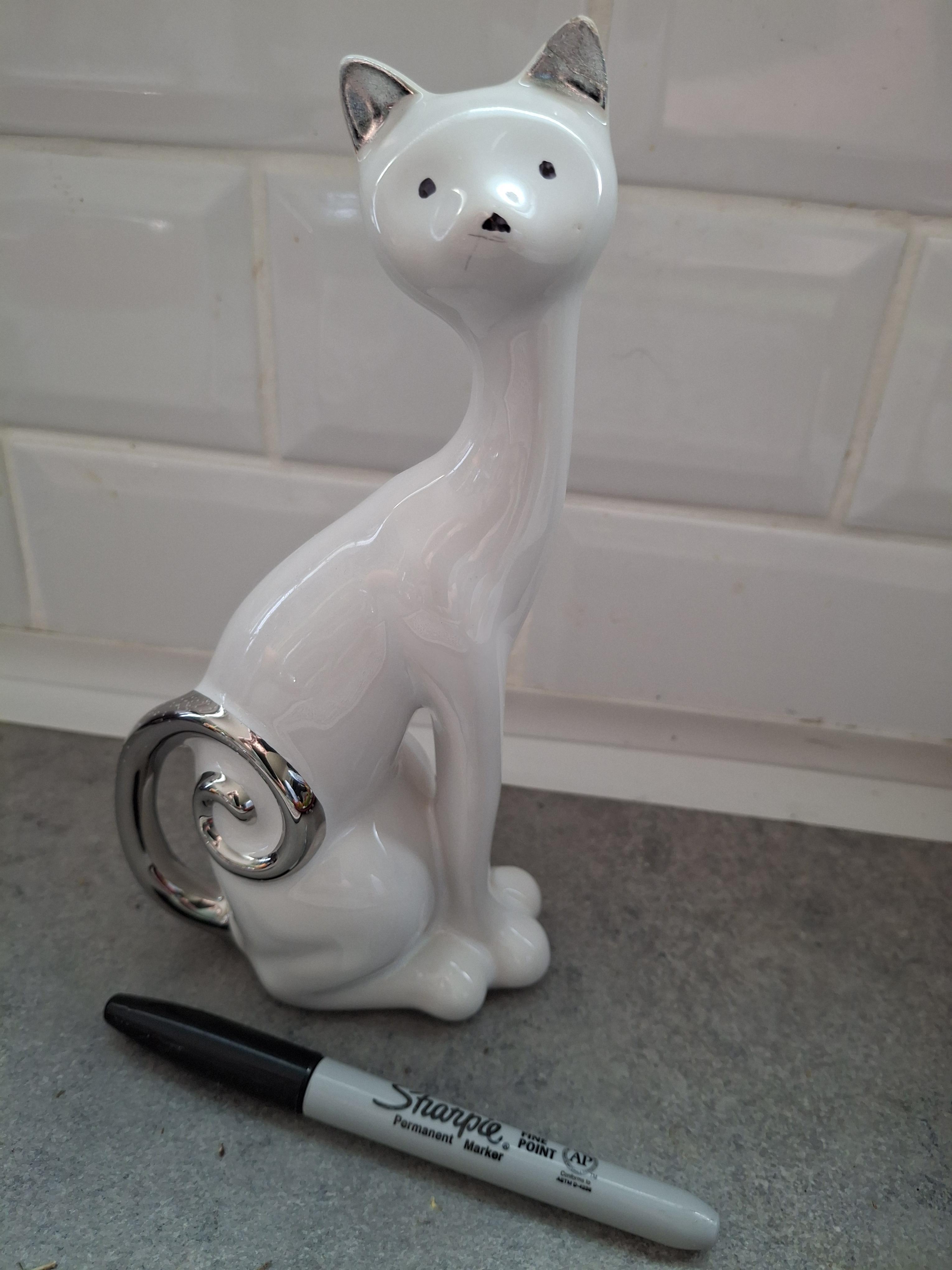 troc de troc chat image 0