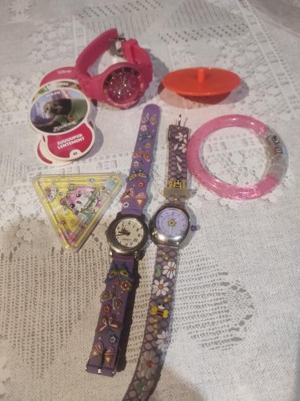 troc de troc lot bricoles et montres image 0