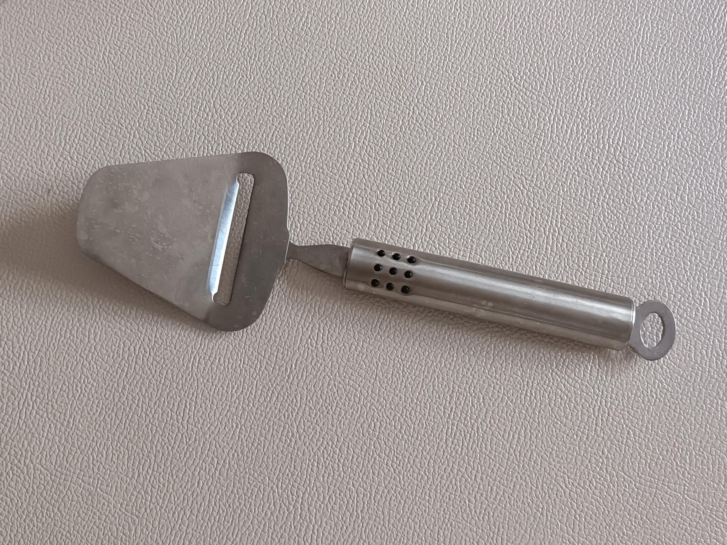 troc de troc réservé, coupe fromage image 0