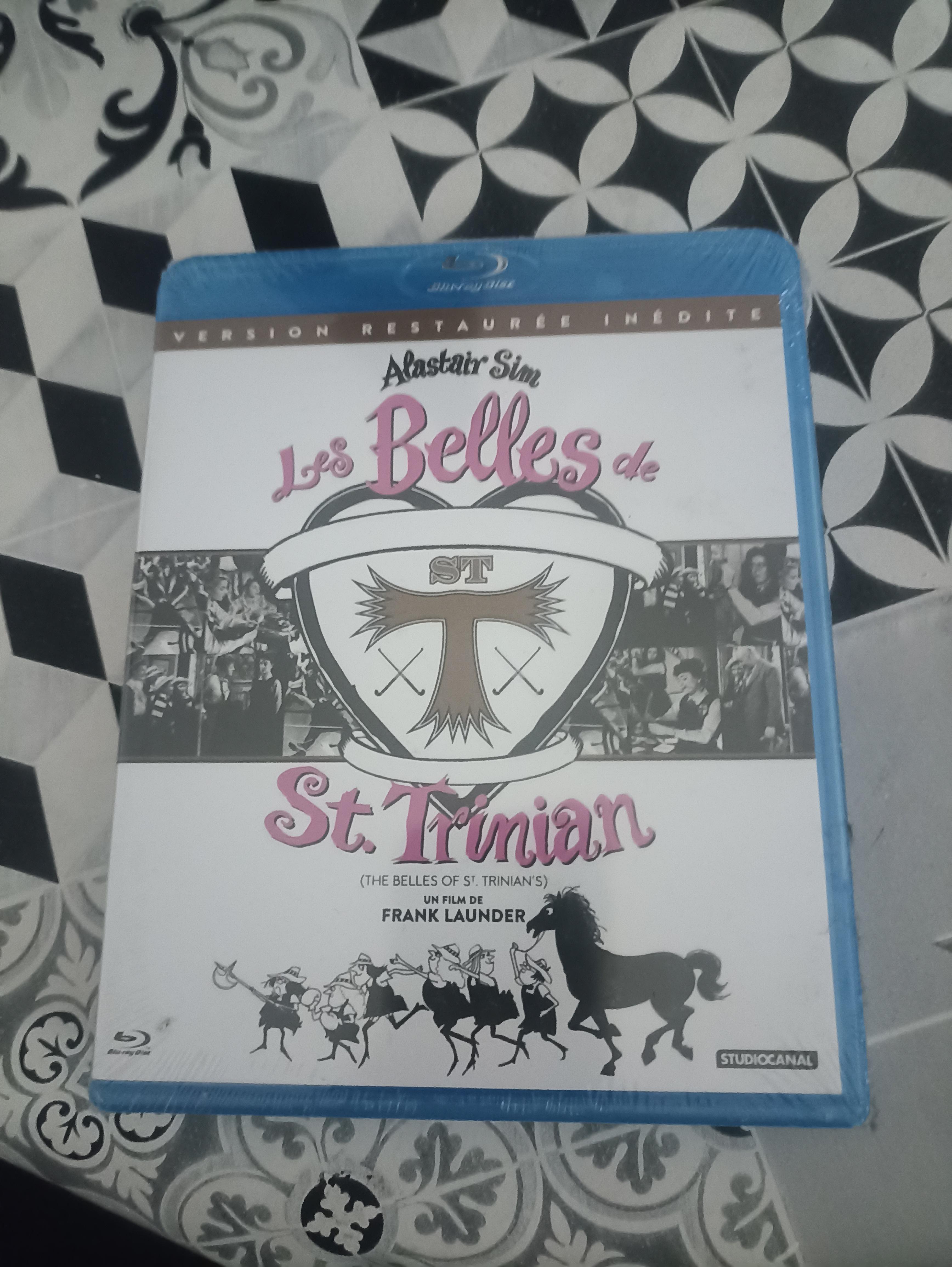 troc de troc blu-ray - les belles de st trinian image 0