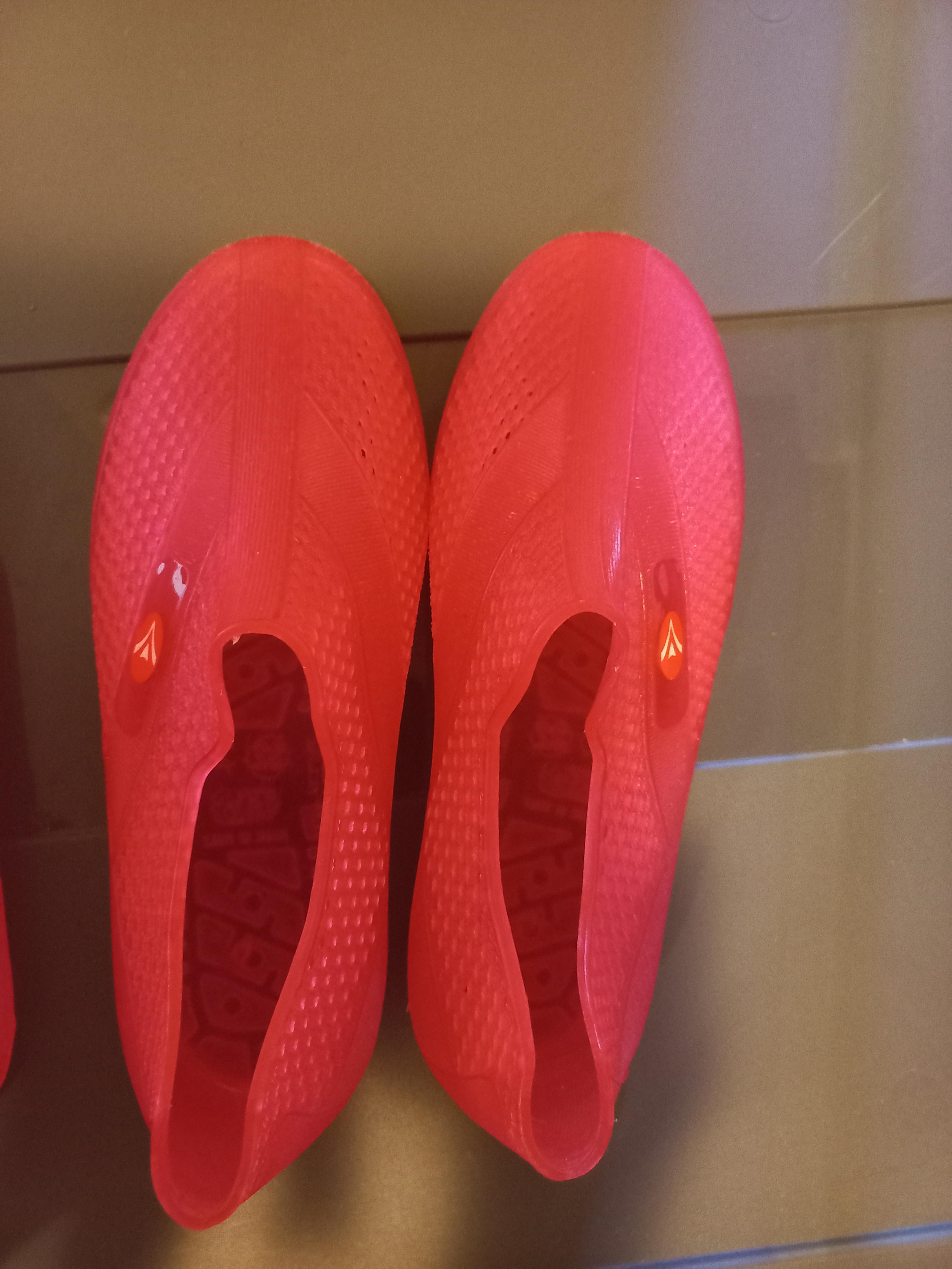 troc de troc chaussons de plage pointure 31 image 0