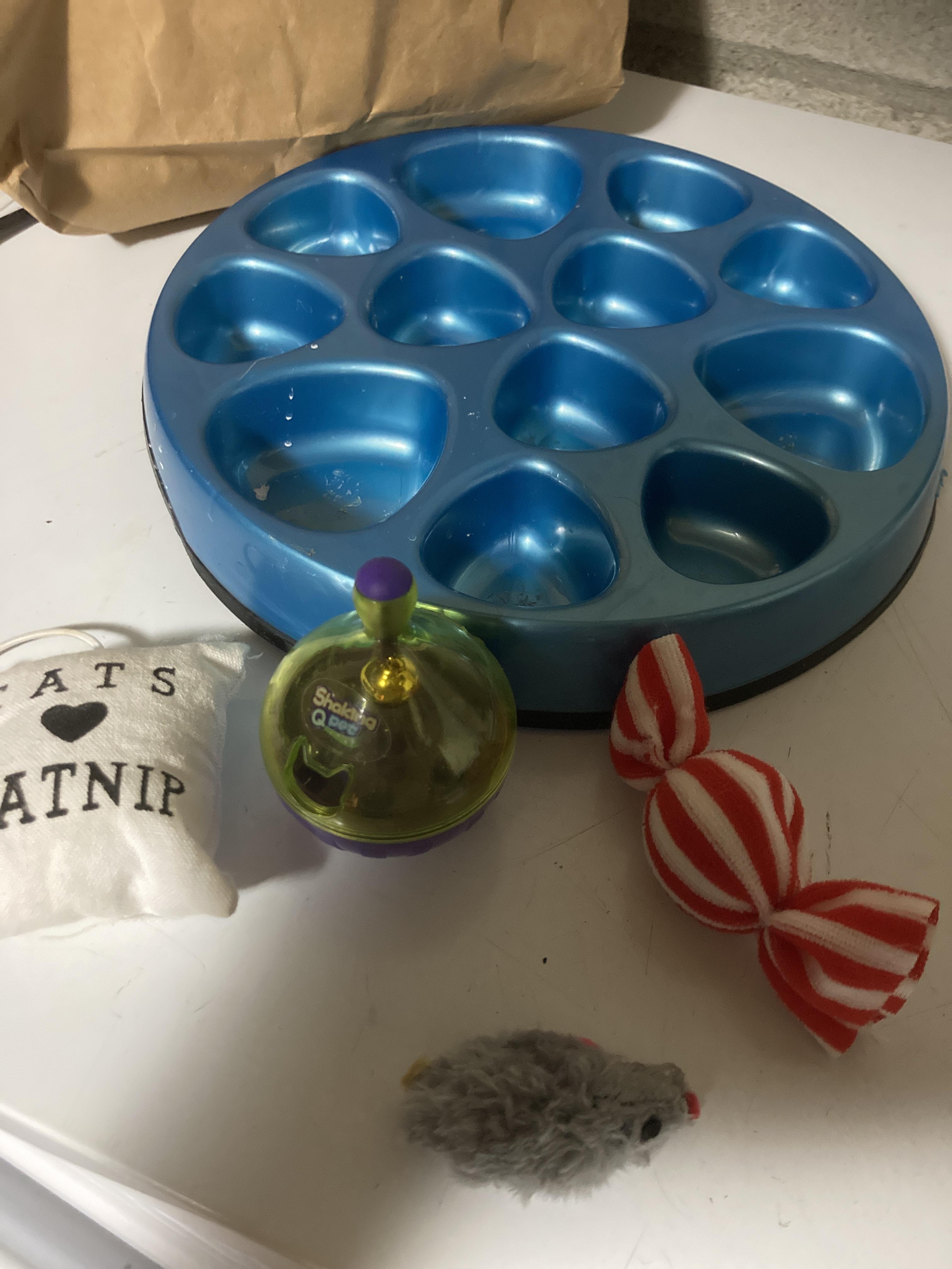 troc de troc lot jouets pour chat image 2