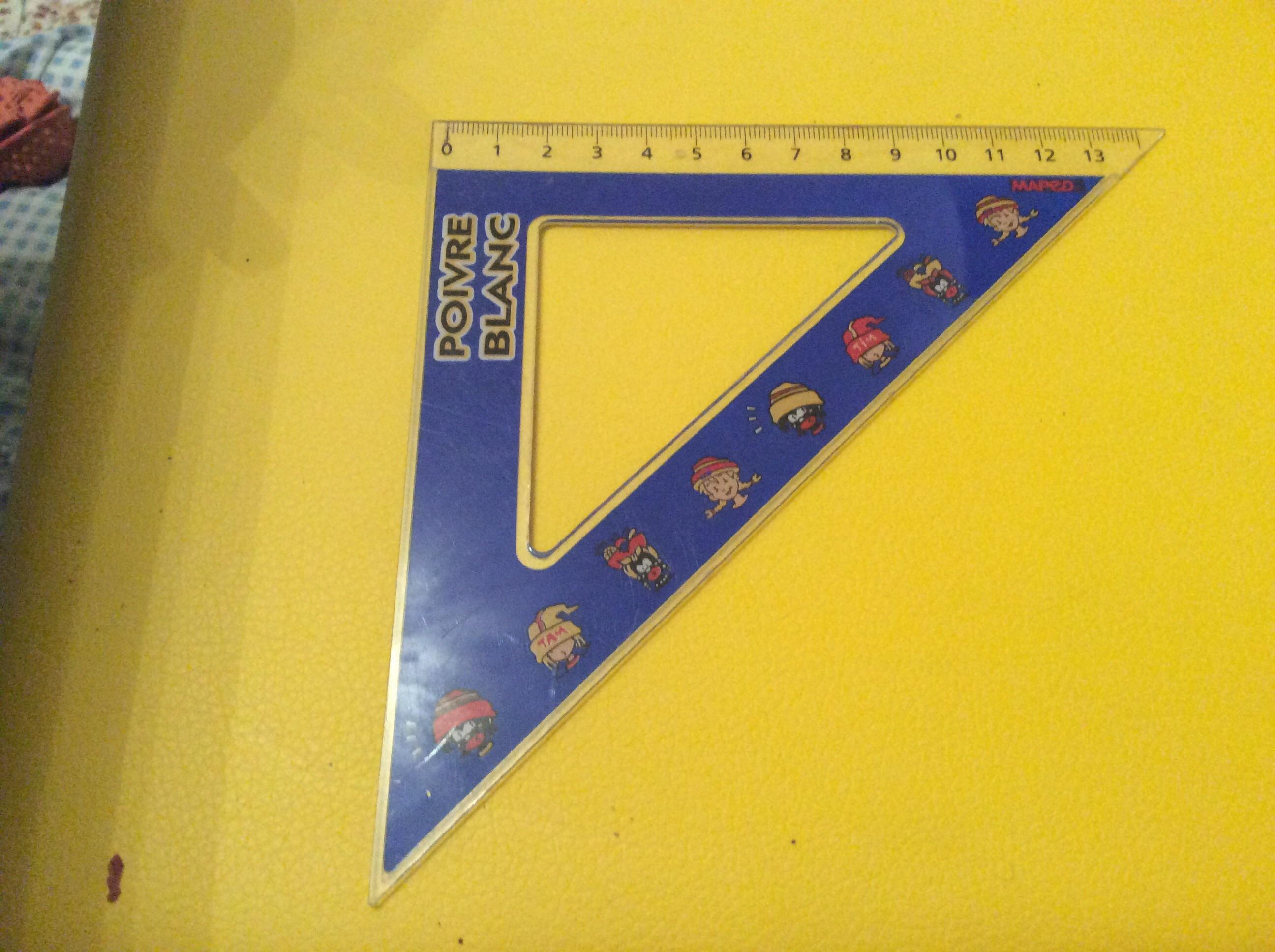 troc de troc réserve sébastien equerre en plastique 14 cm des années 90 poivre blanc image 0