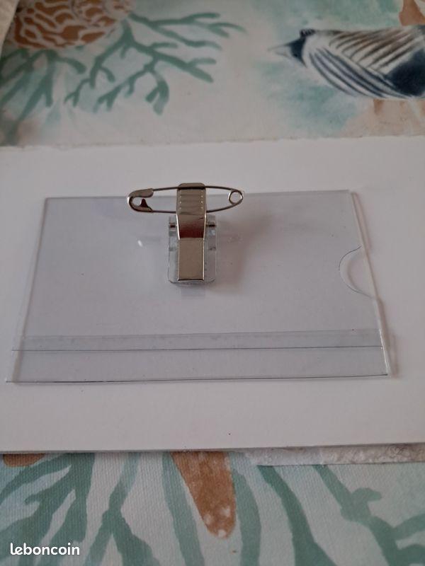 troc de troc badge plastifie porte nom neuf image 1