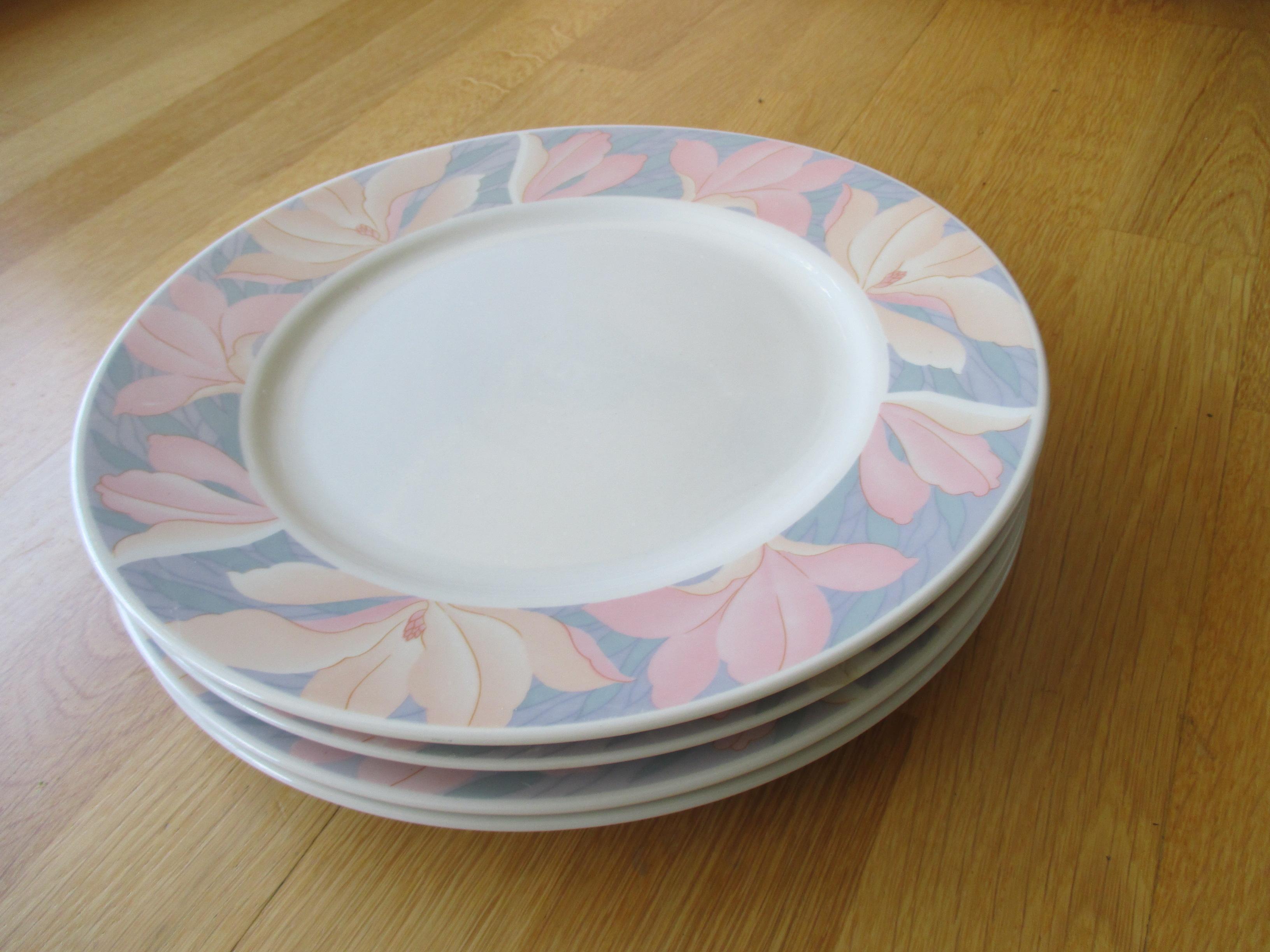 troc de troc lot 4 grandes assiettes à lyon image 0