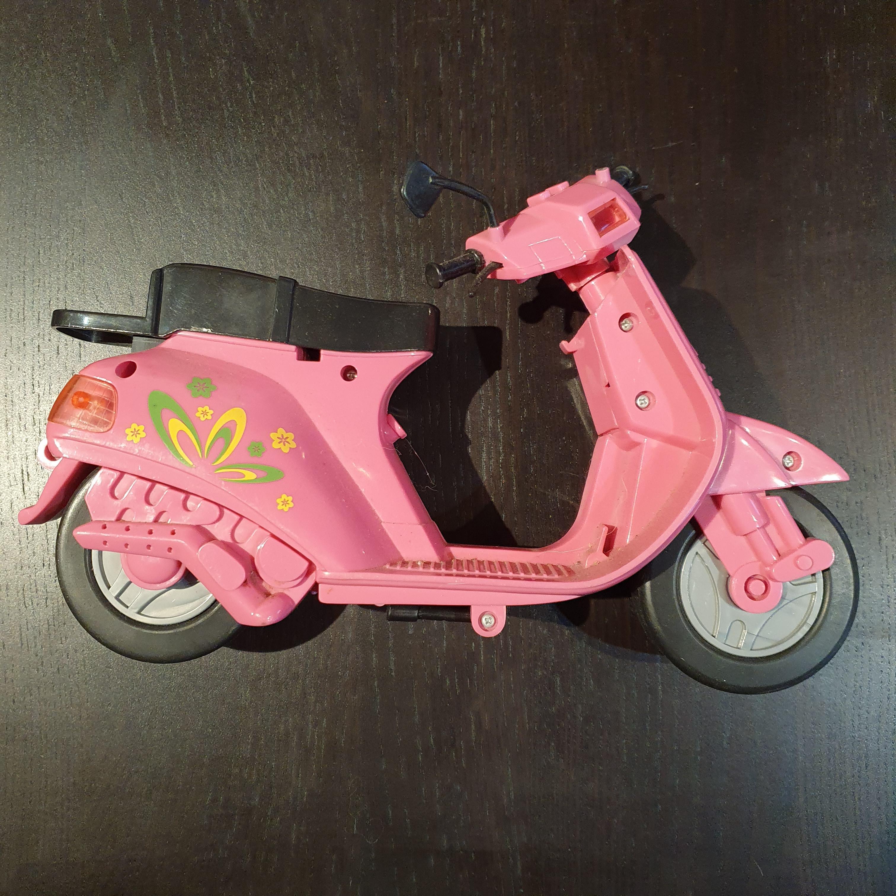 troc de troc scooter rose pour barbie image 0