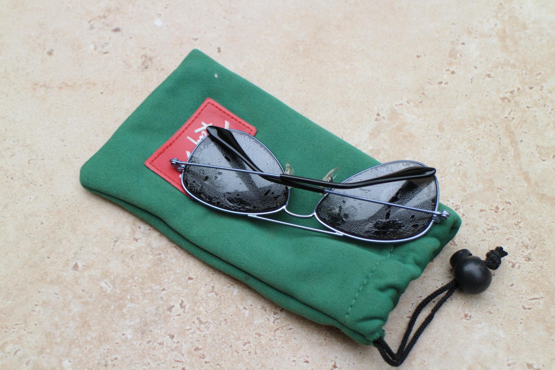 troc de troc lunettes ray-ban taille enfant. image 2