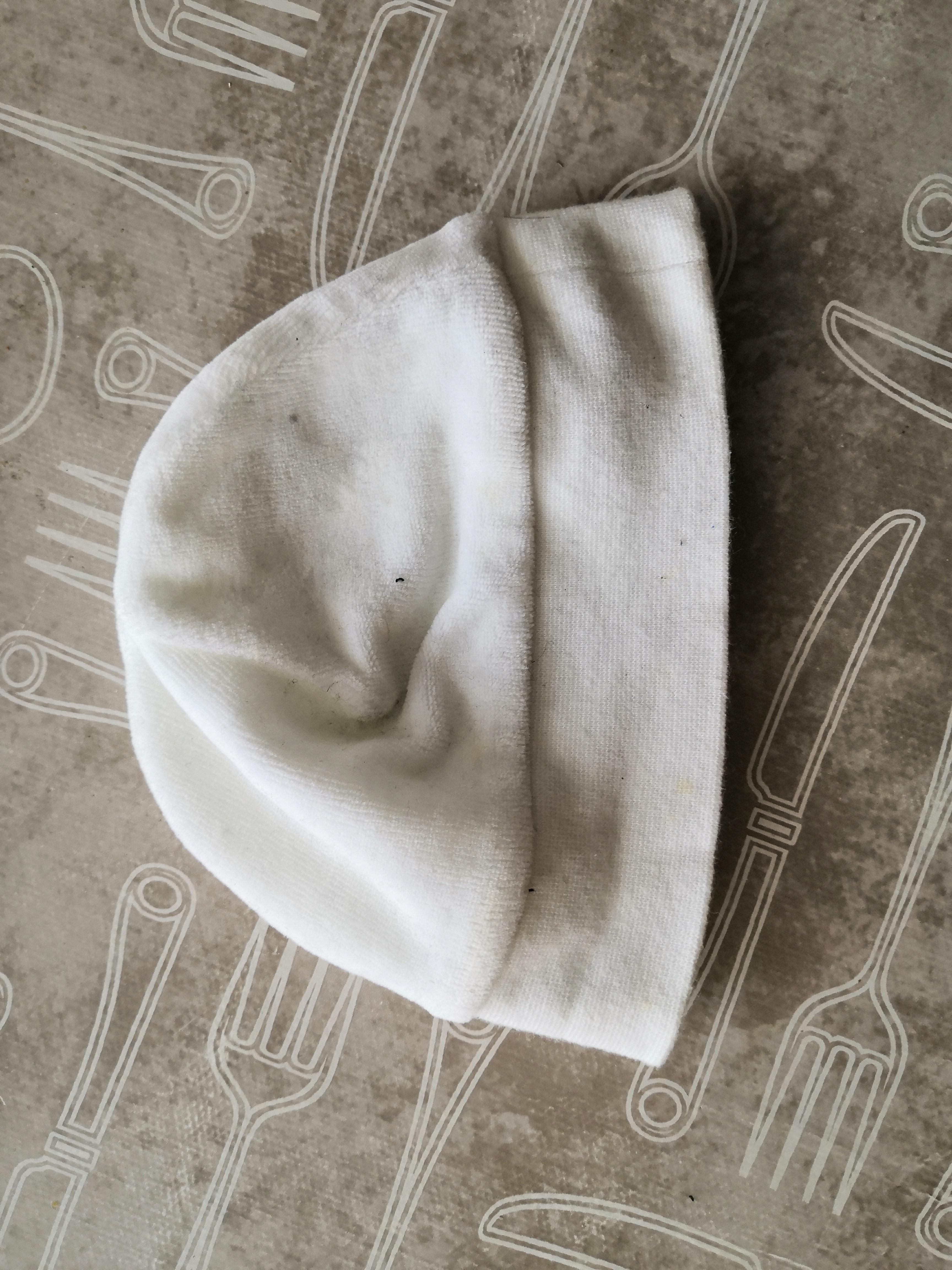 troc de troc bonnet pour bébé image 0