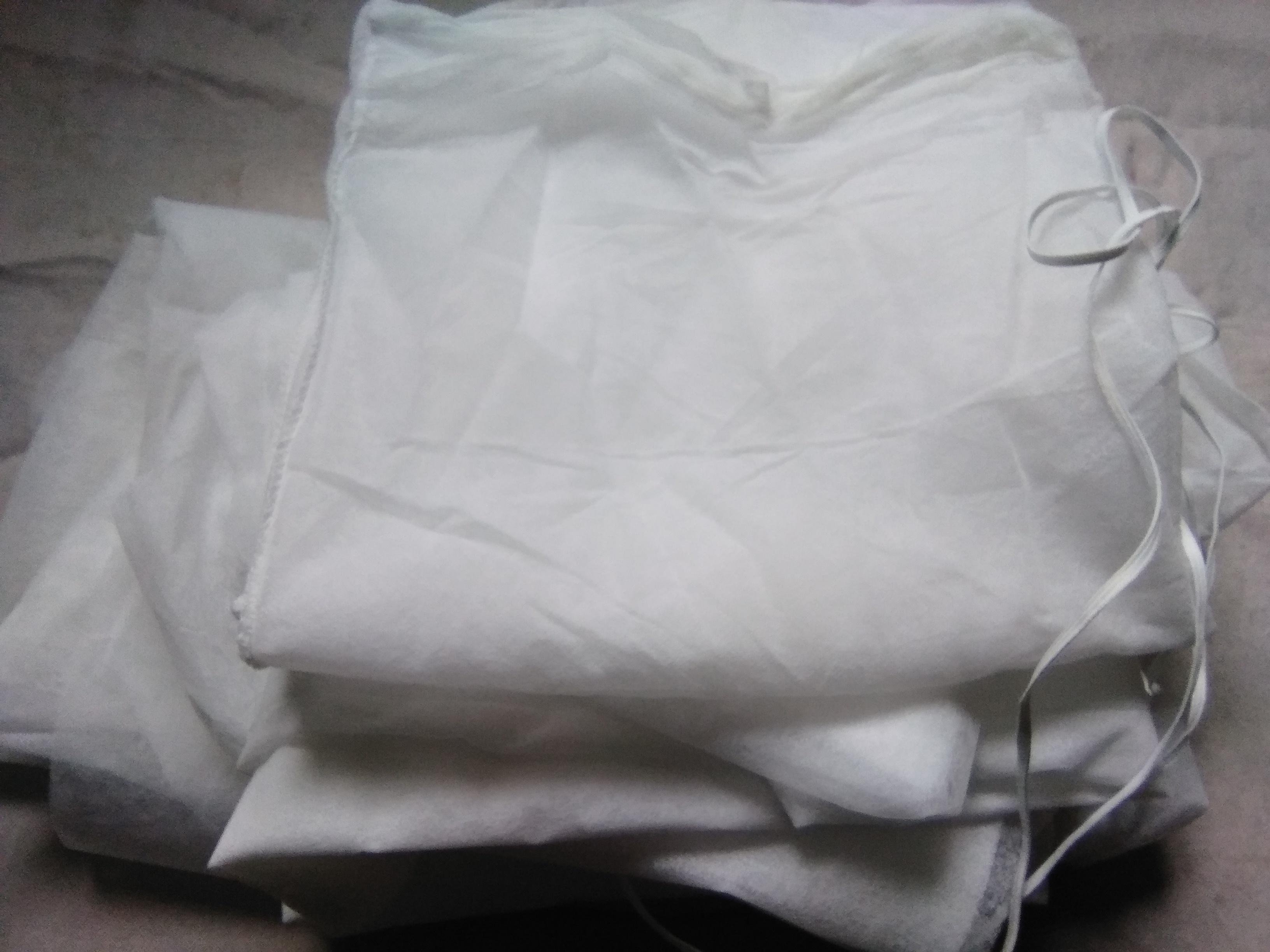 troc de troc lot parure lit jetable, très bon état image 0