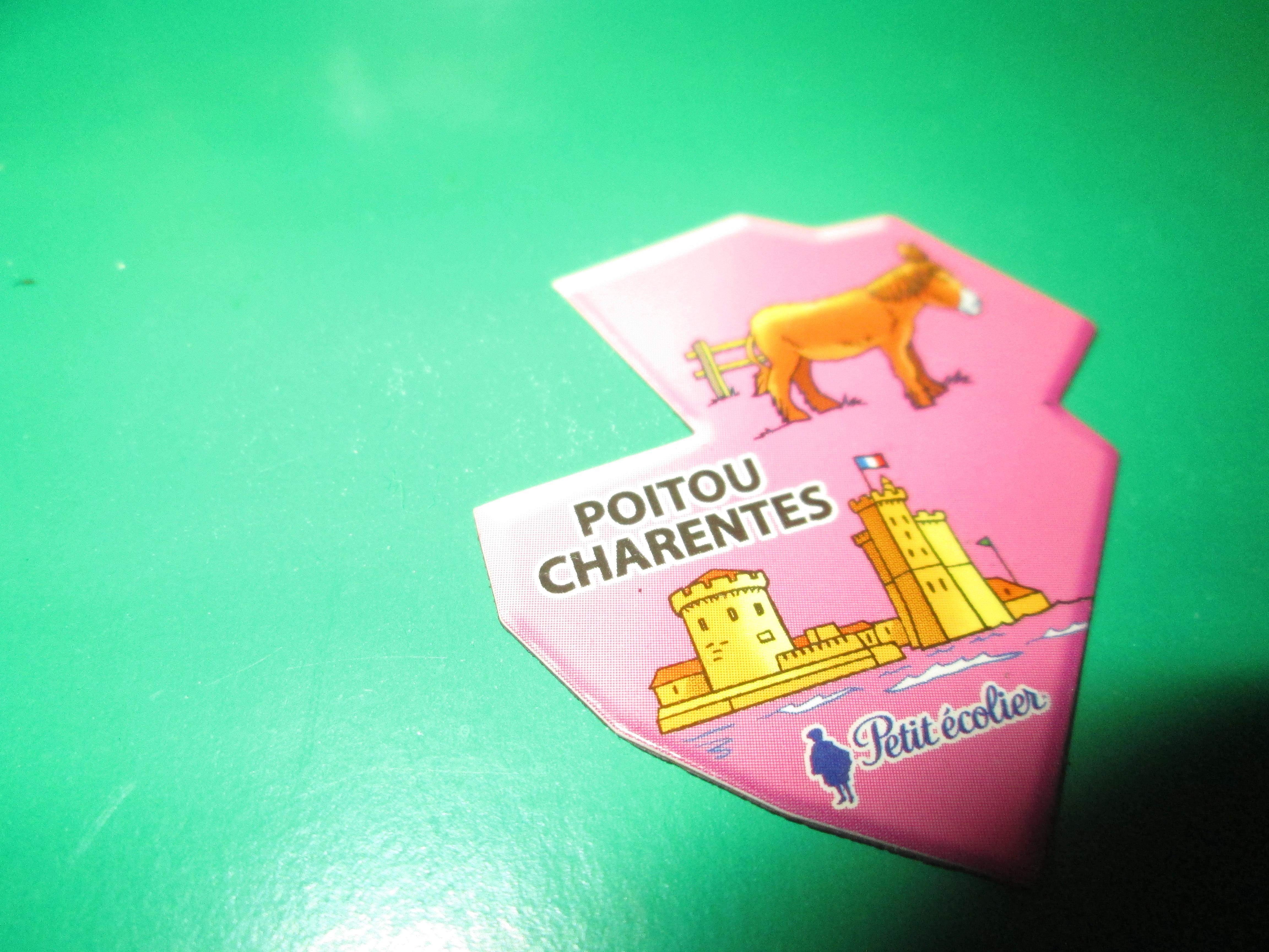 troc de troc aimants departement poitou charente 2 noisettes image 0