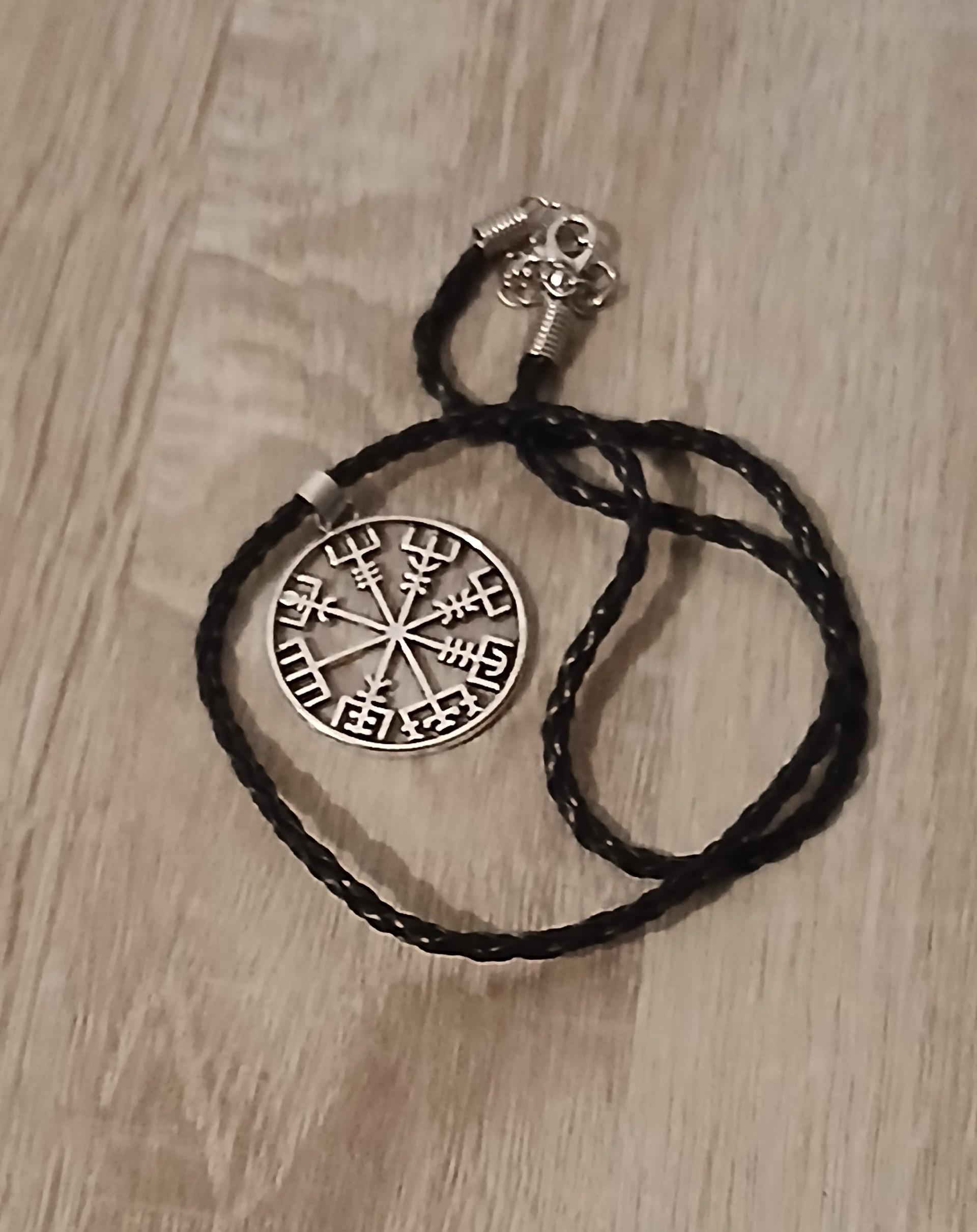 troc de troc collier femme image 1