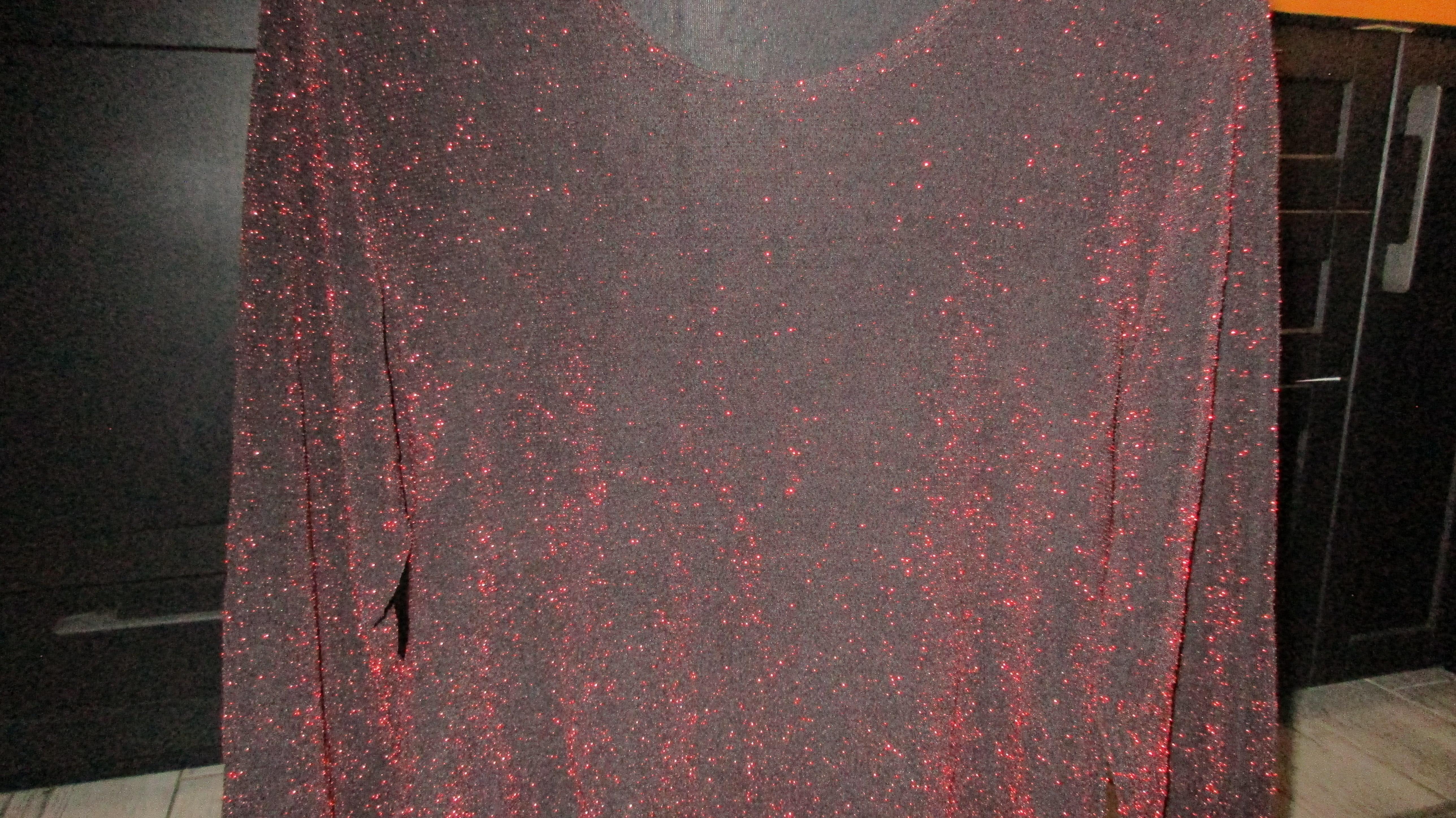 troc de troc réservé,haut tout pailleté p état t38 image 1