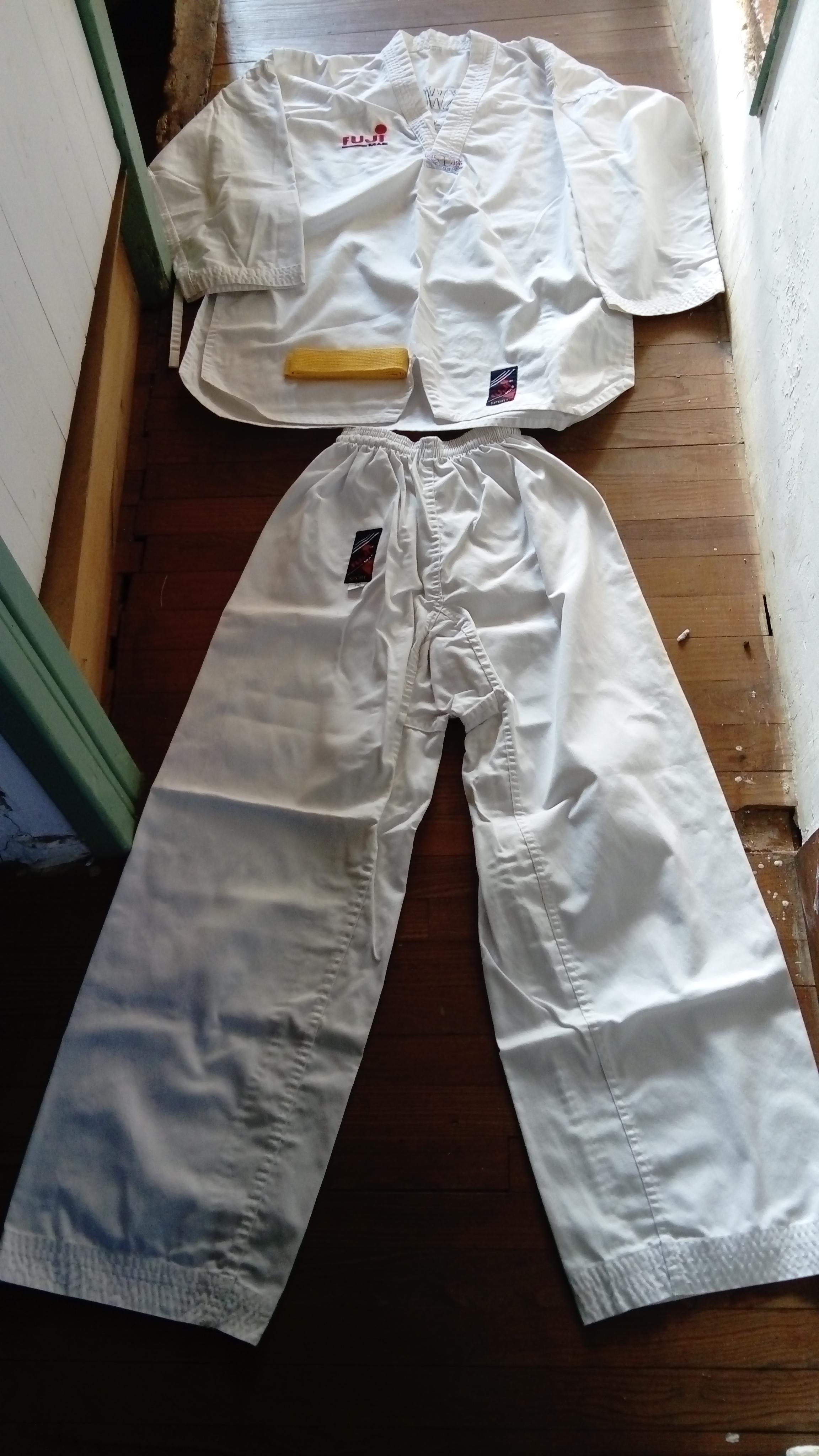 troc de troc tenue de teak won do image 0