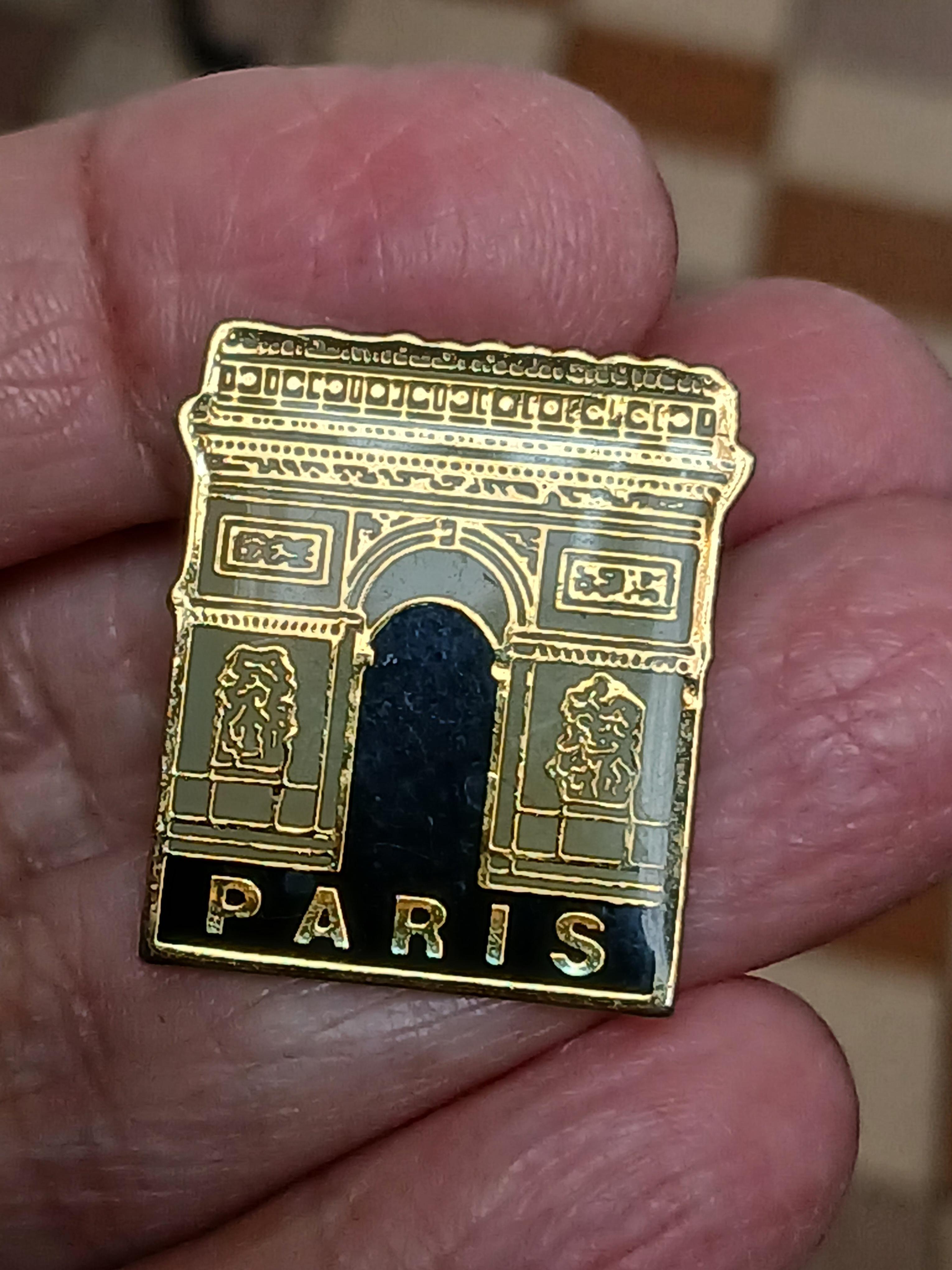 troc de troc reserver sophie  un pins image 1