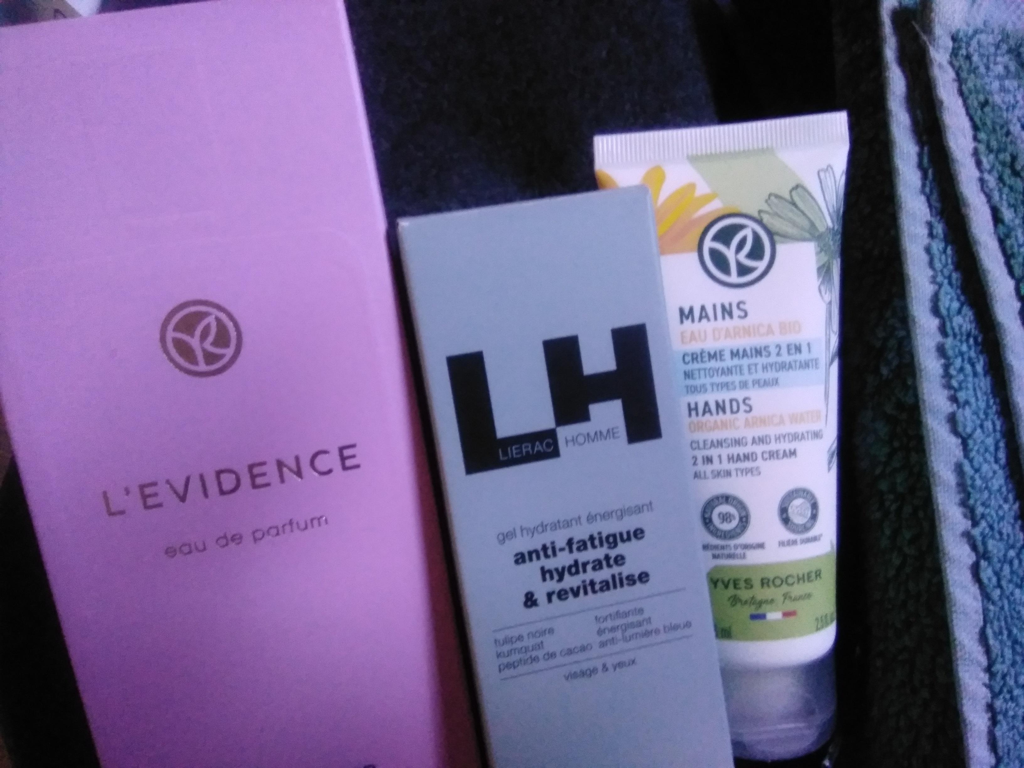 troc de troc reserve et envoyé lot cosmétique, salle de bain, neuf image 1