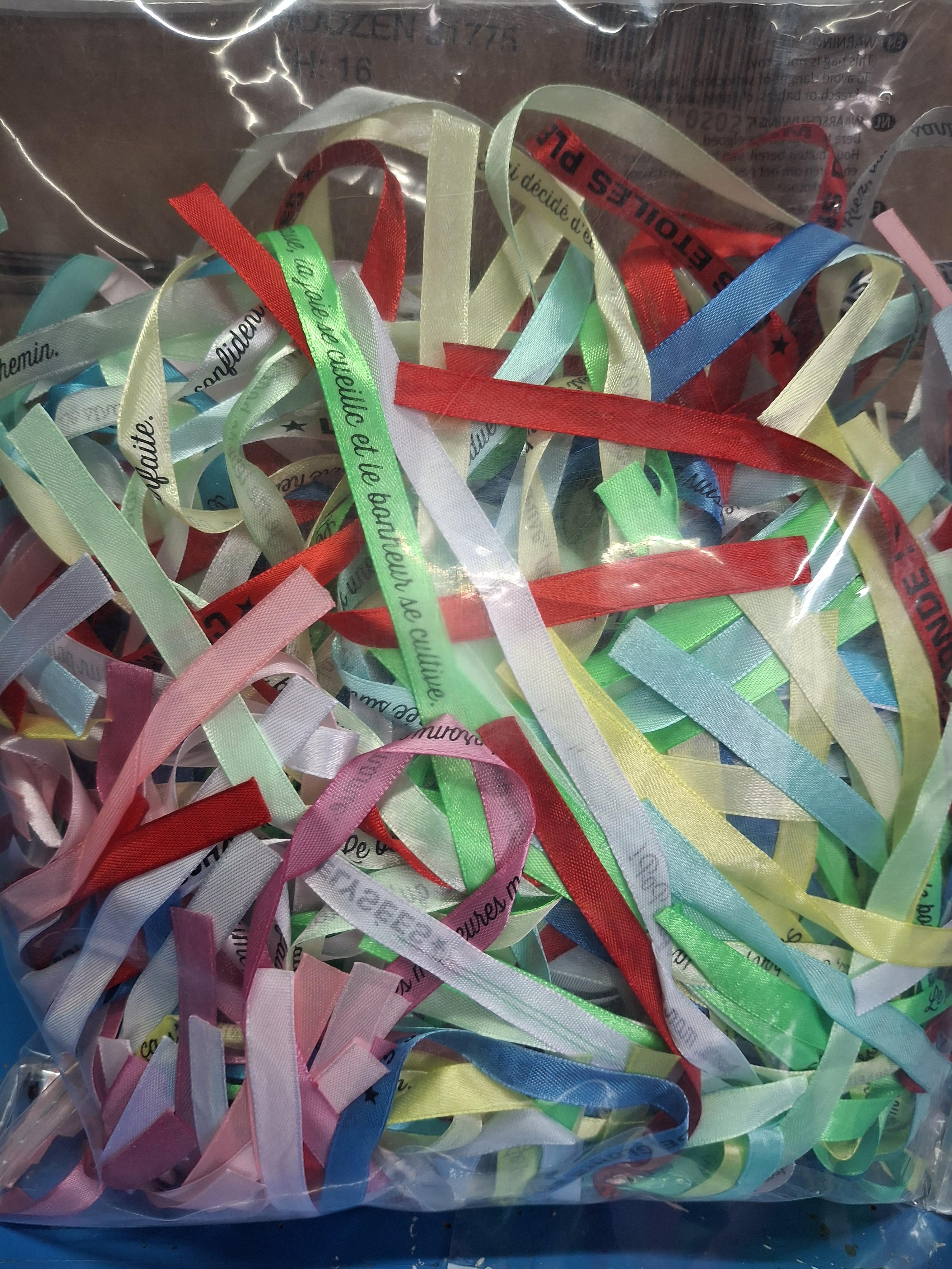 troc de troc lot importants de rubans neufs image 0