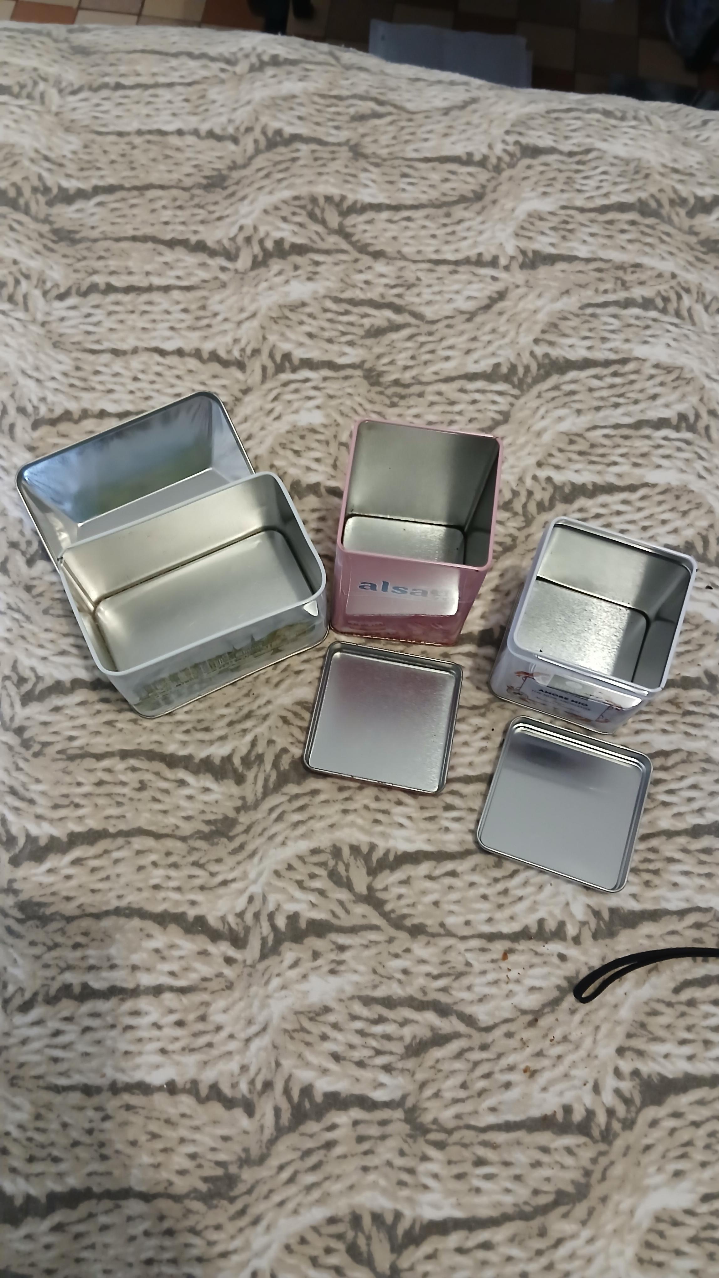 troc de troc lots de boîtes en fer image 1