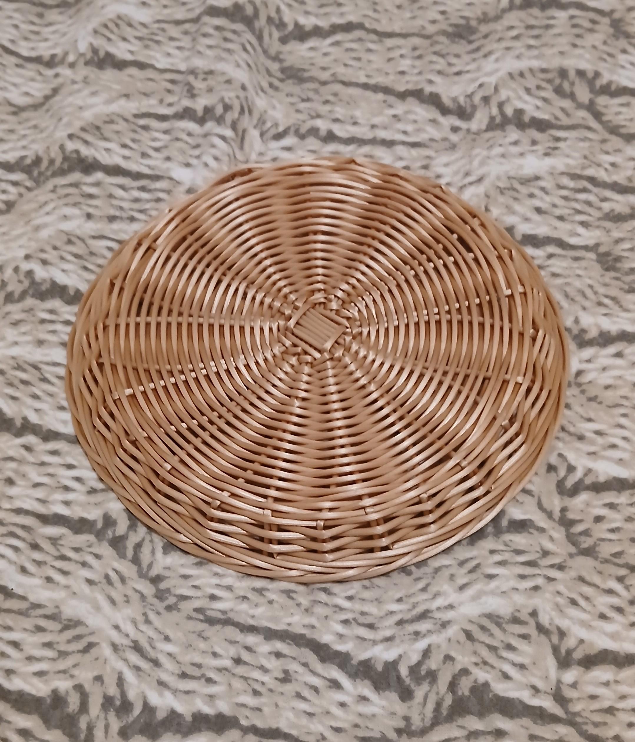 troc de troc plateau  en ossier image 1