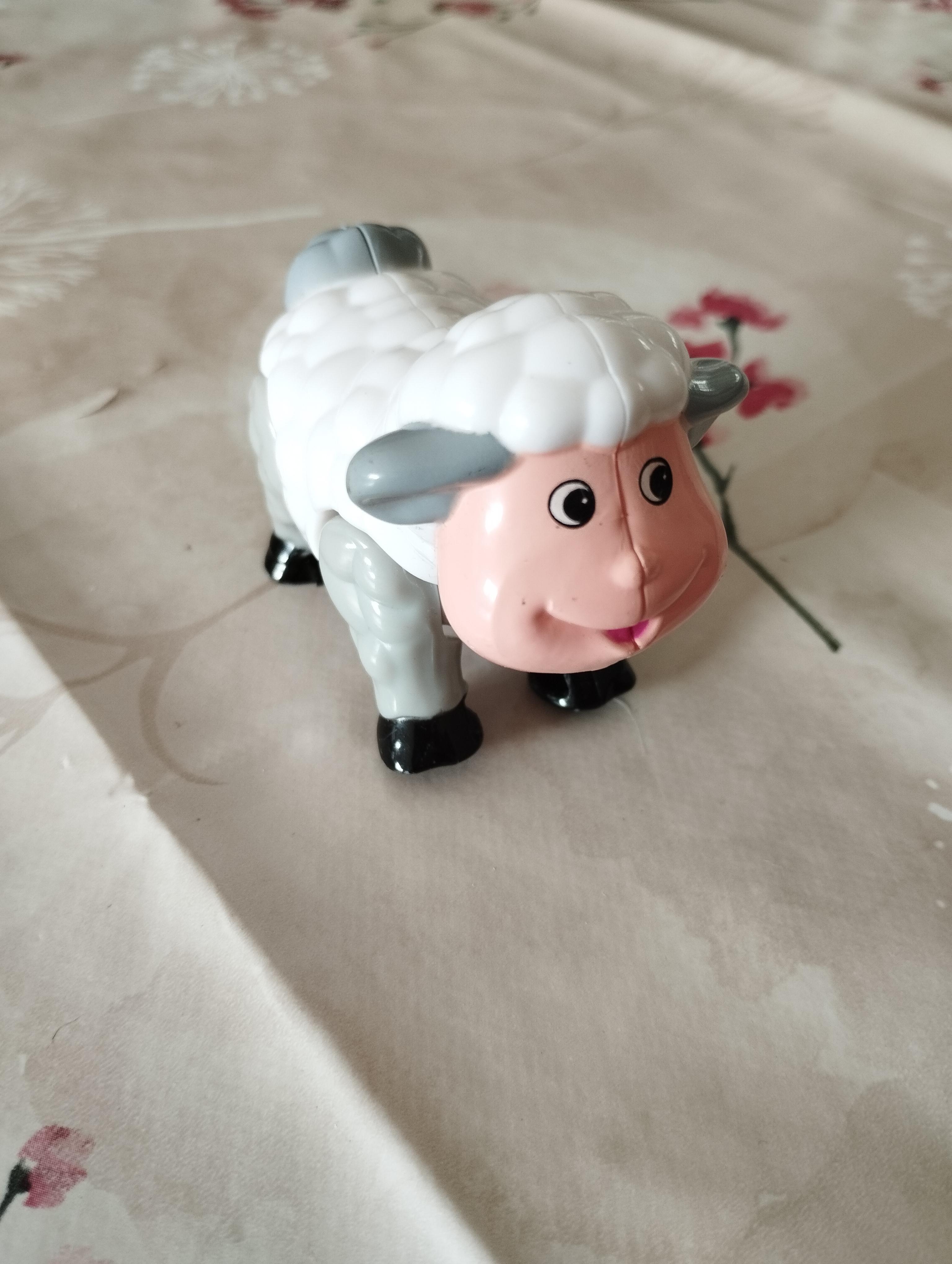 troc de troc réservé figurine mouton image 1