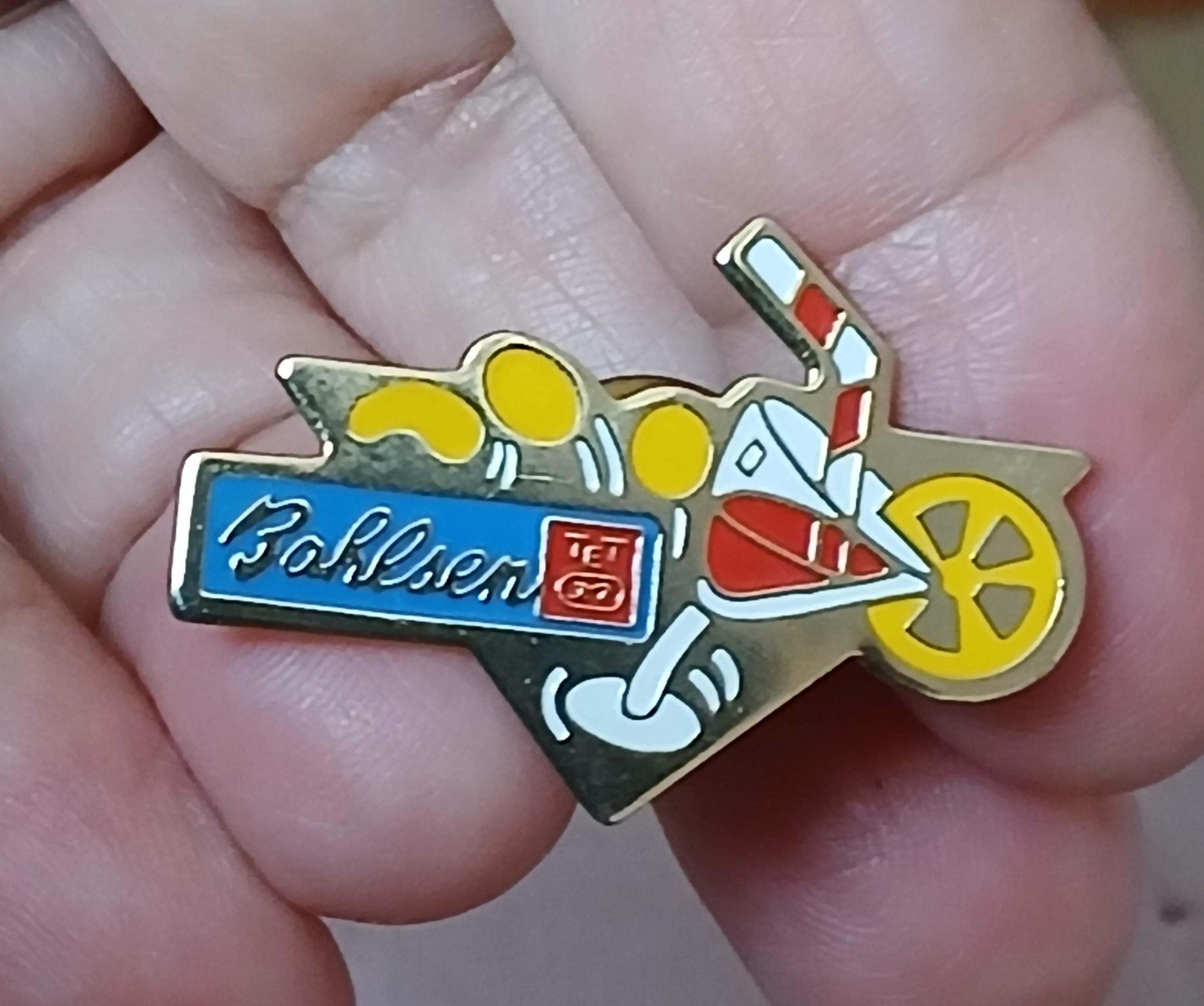 troc de troc un pins ' bahlsen ' image 0