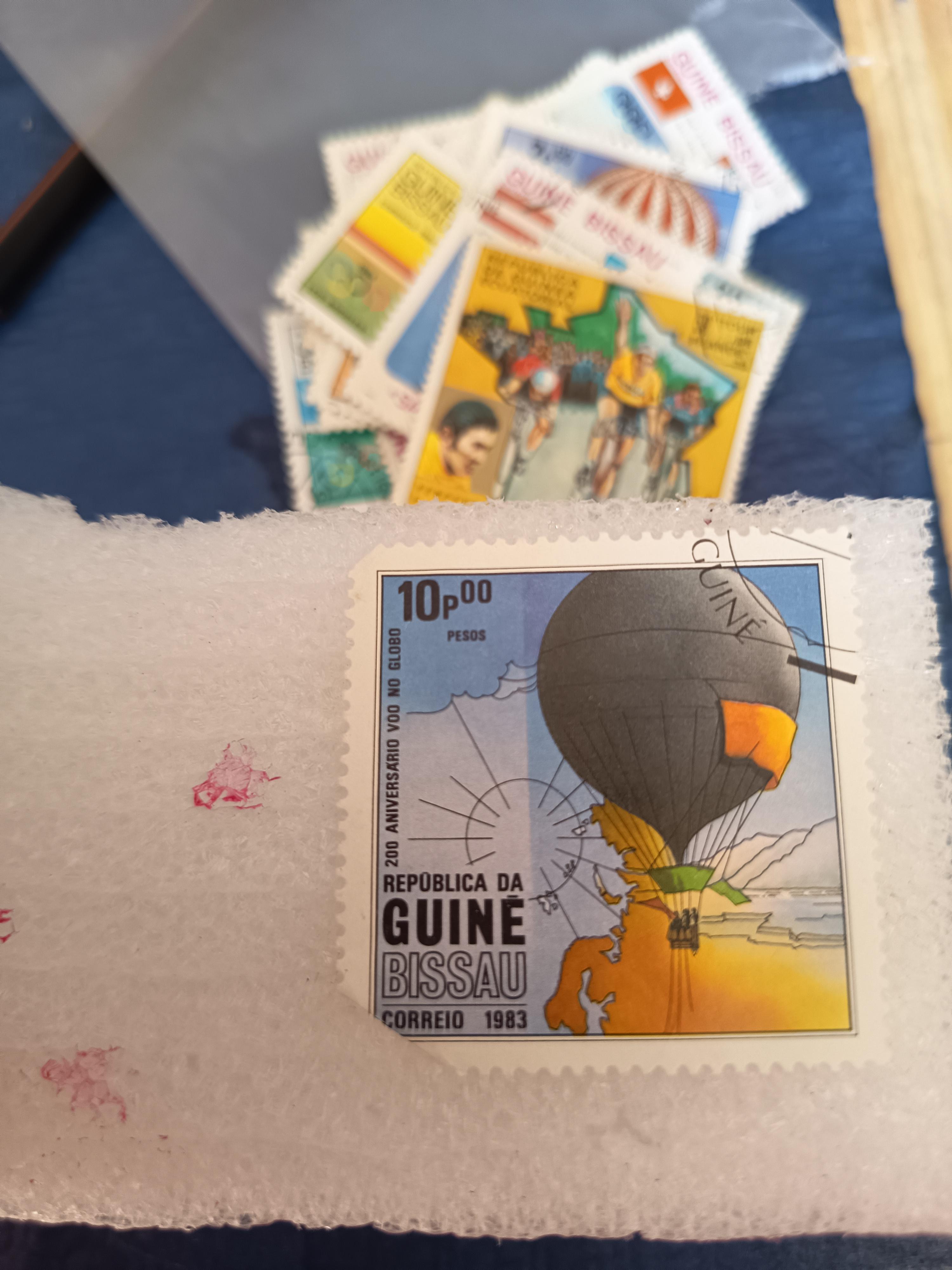 troc de troc lot de cinq timbres guiné bissau image 1