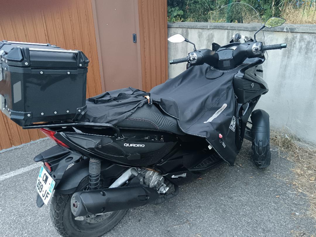 troc de troc echange scooter 3 roues maxi 350d quadro contre moto 600 ou 650 image 0