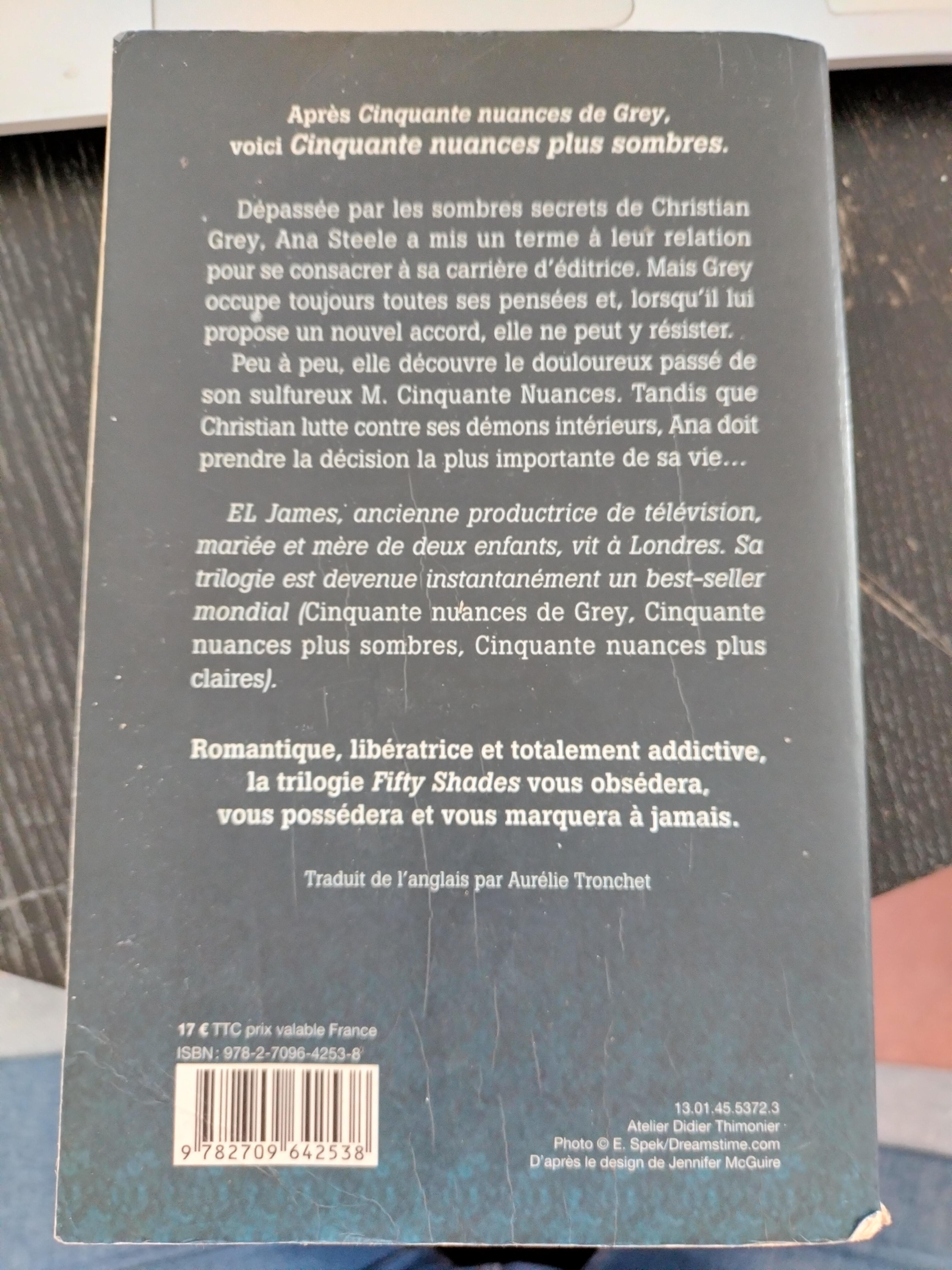 troc de troc roman 50 nuances plus sombres image 0