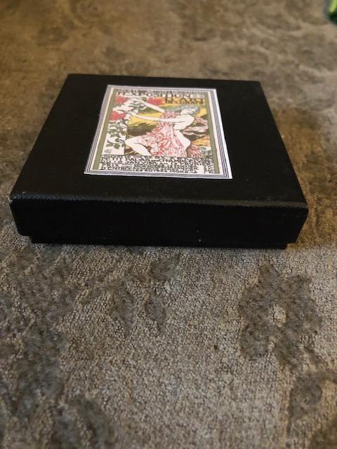 troc de troc petite boîte carton 8,8x8,8cm image 1