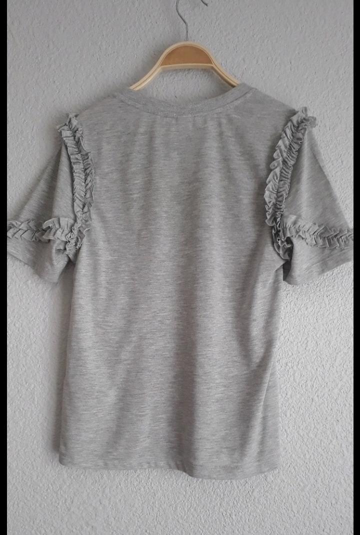 troc de troc tee-shirt gris h&m taille xs image 1
