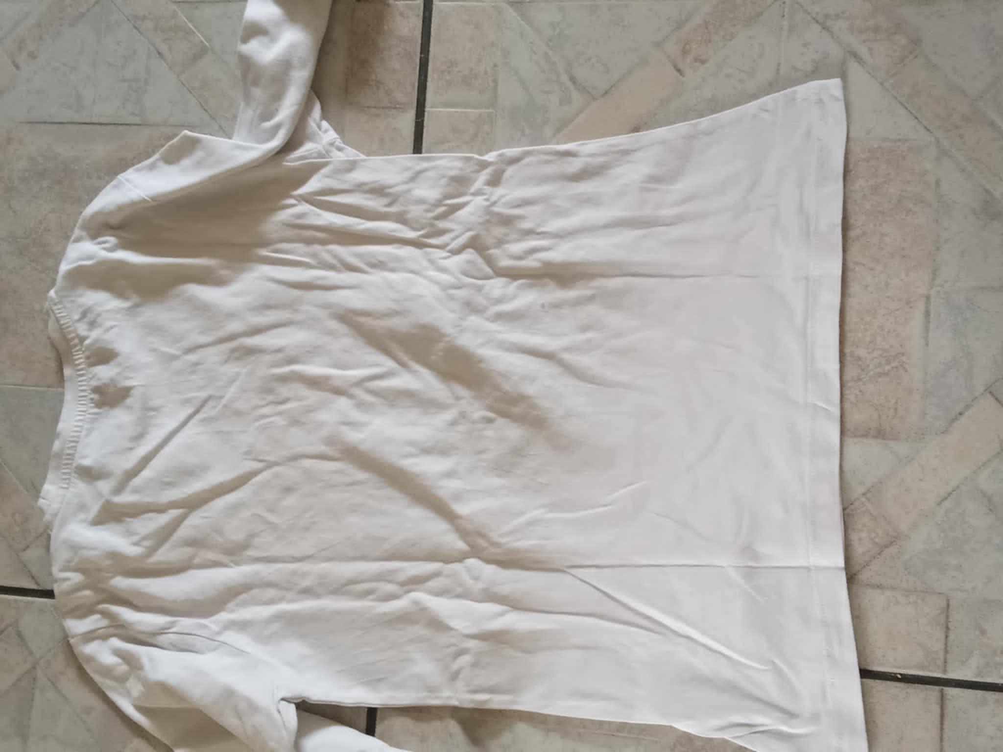 troc de troc tee shirt gemo 10 ans lavé mais pas repassé tres bon etat image 1
