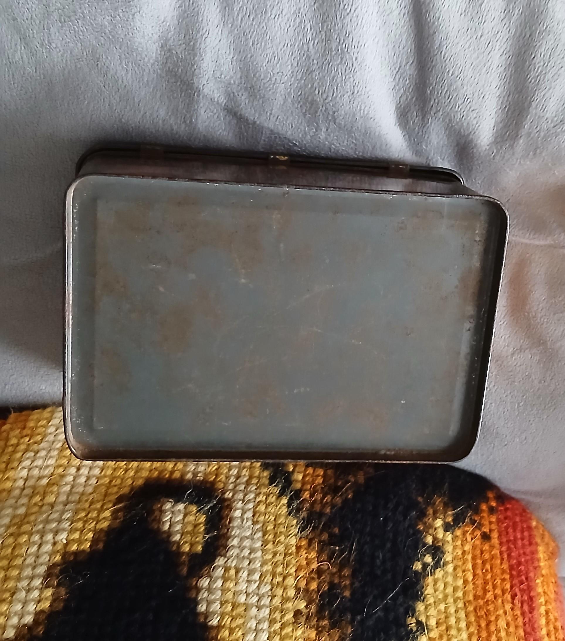 troc de troc boîte en fer image 2