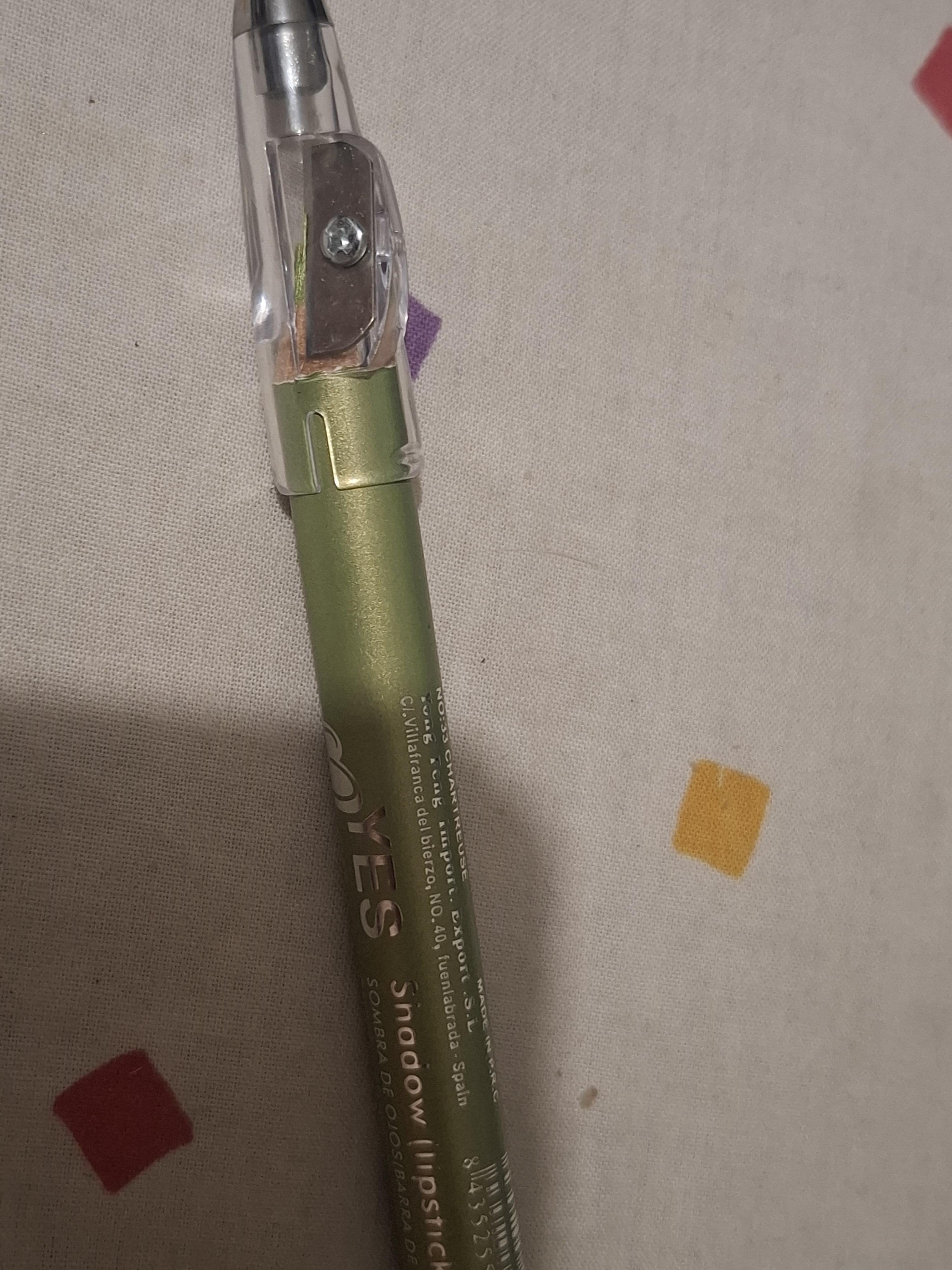 troc de troc crayon ombre a paupiere avec taille crayon image 0