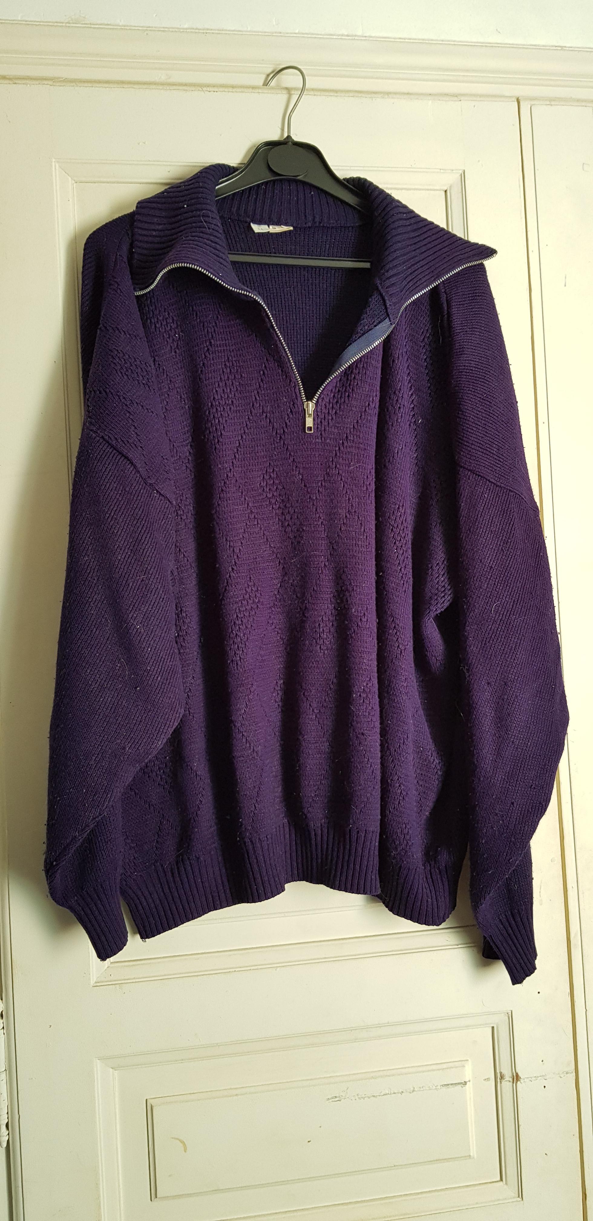 troc de troc pull violet bleu foncé image 0